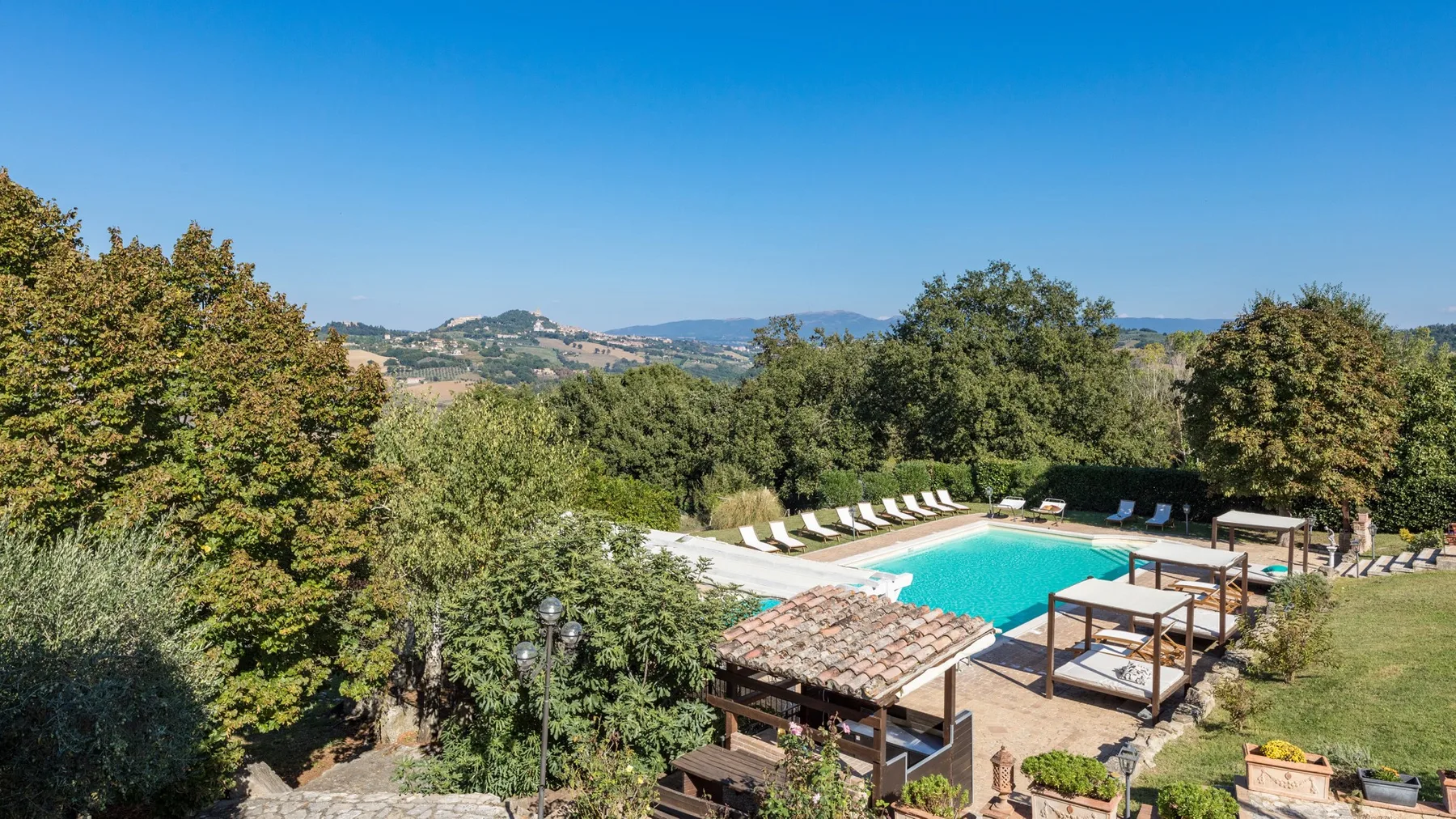 RESIDENZA COLLEFIORITO 26 - Umbria