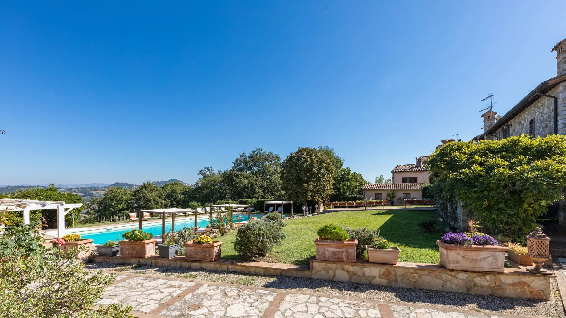 RESIDENZA COLLEFIORITO 26 - Umbria