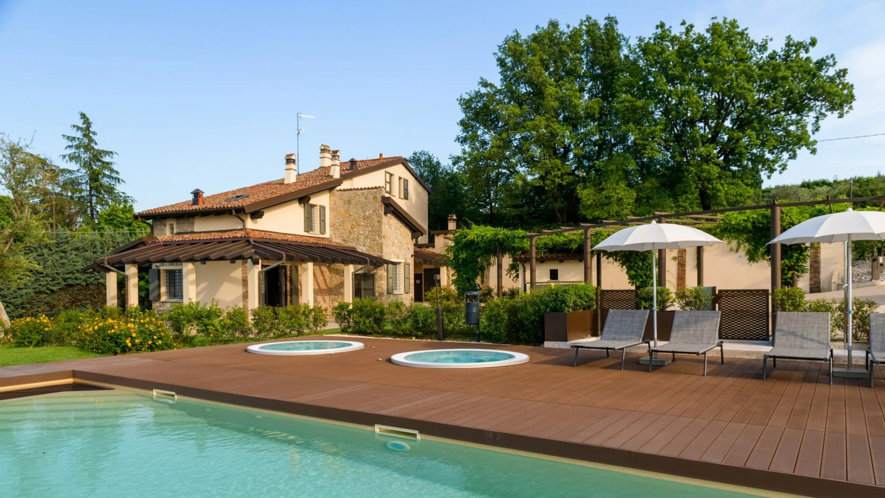 VILLA PERGOLA 8 - Emilia Romagna