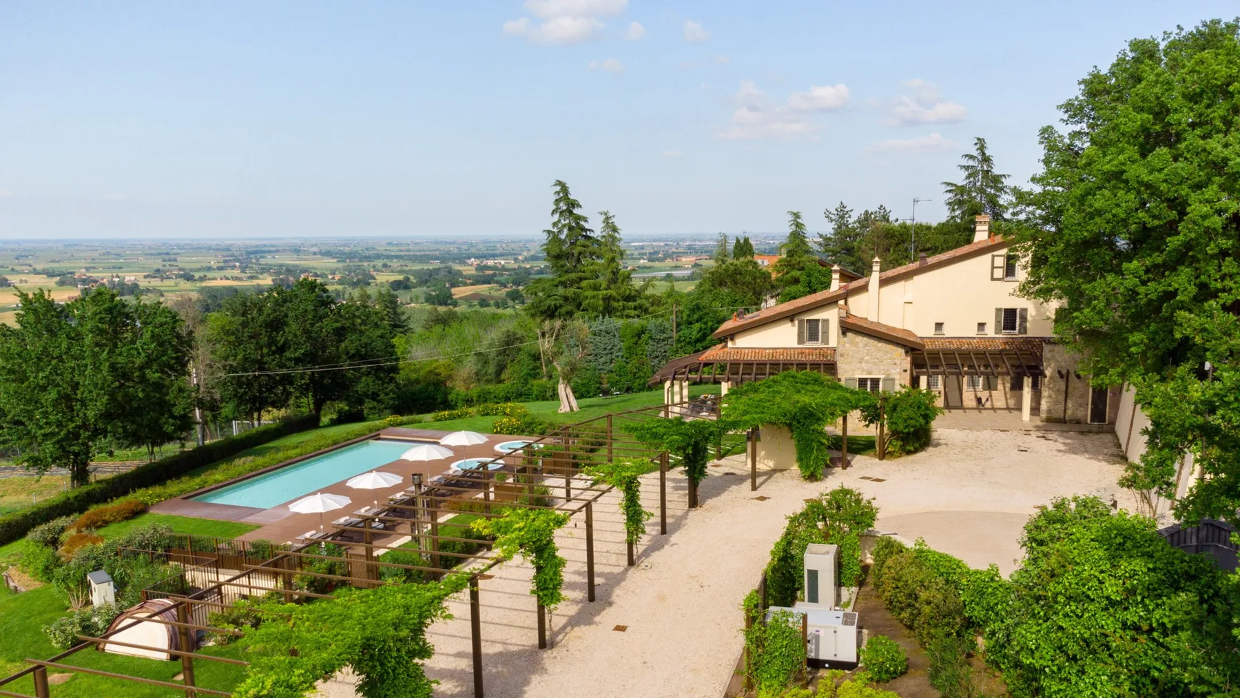 VILLA PERGOLA 8 - Emilia Romagna