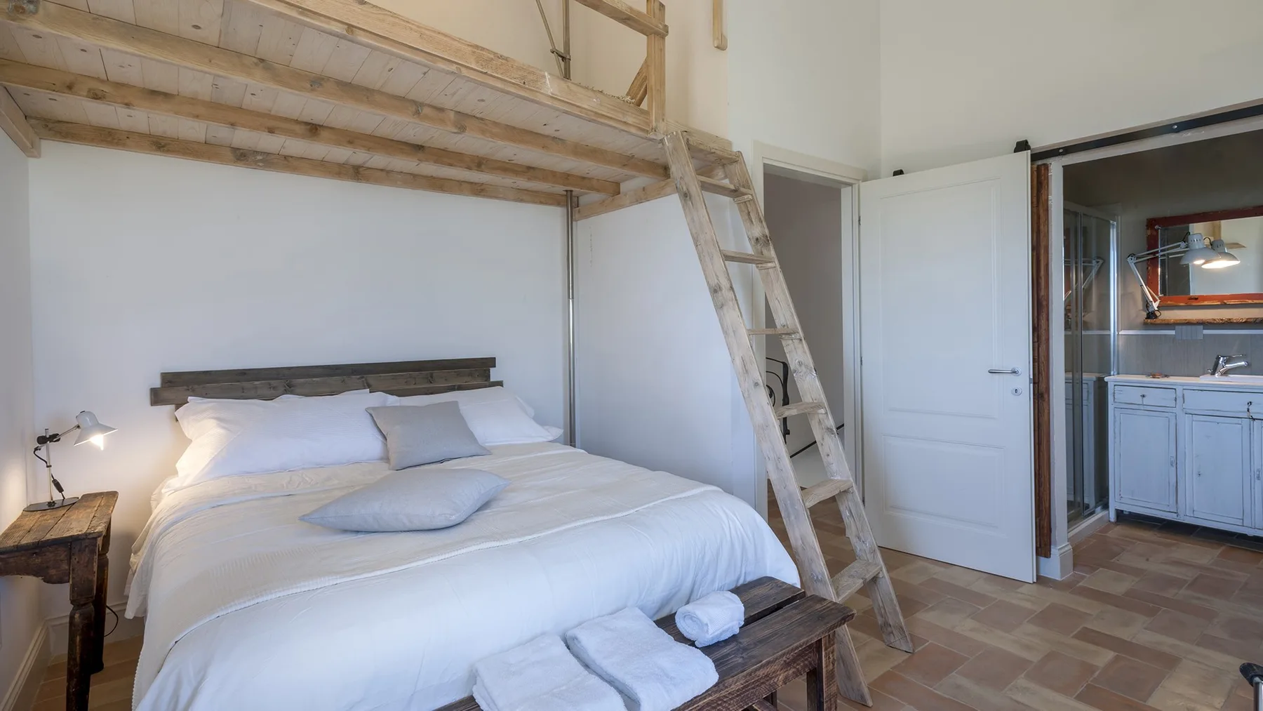 CASA PILAR 4+1 - Marche
