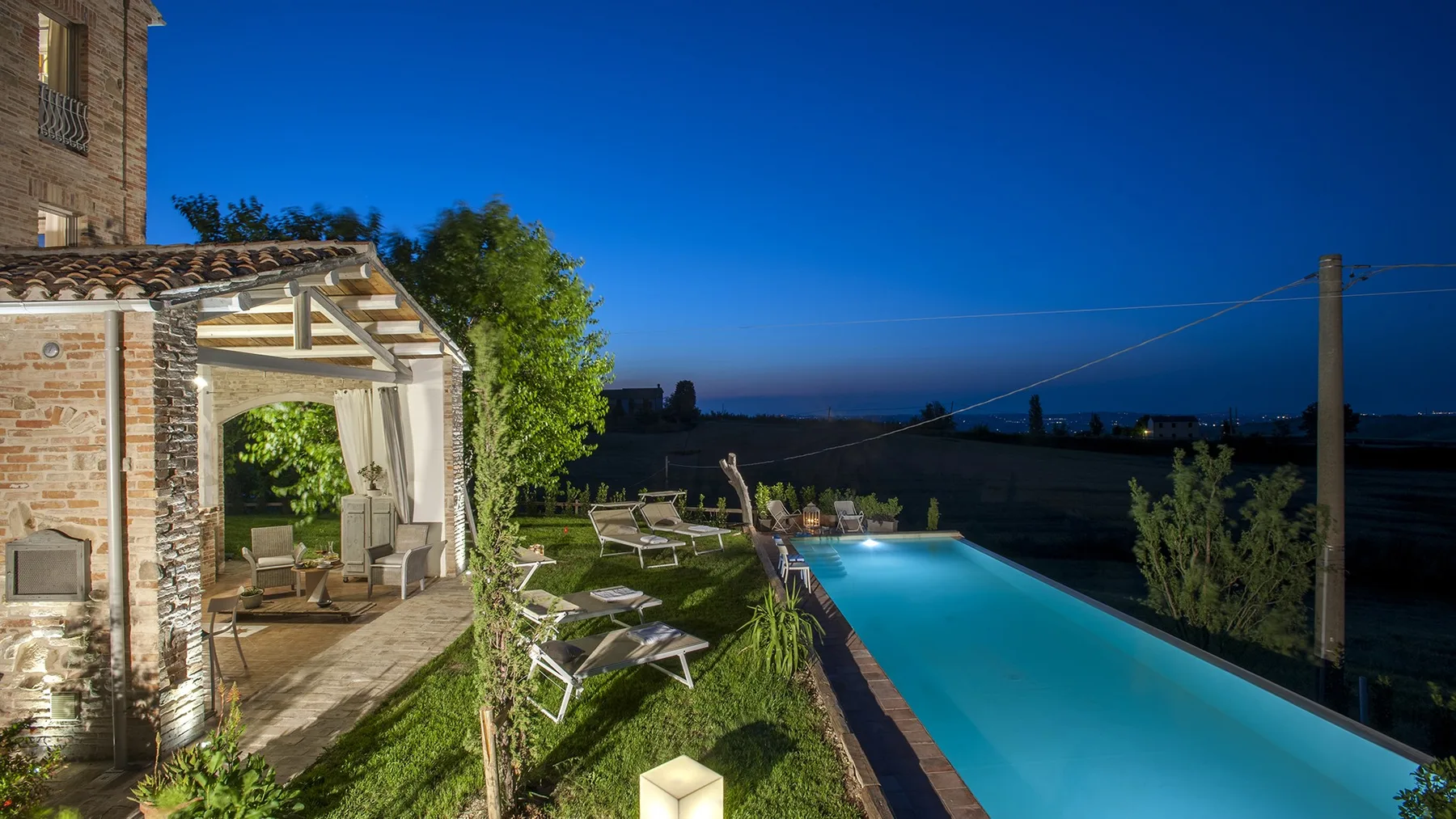 CASA PILAR 4+1 - Marche