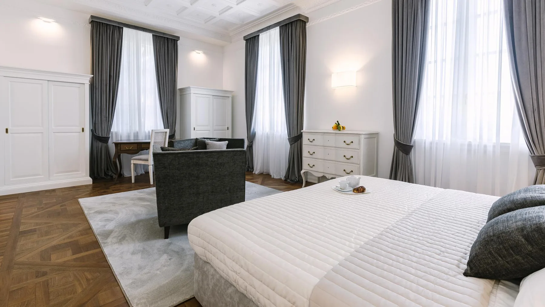 VILLA LA PERLA BIANCA 10 - Tuscany