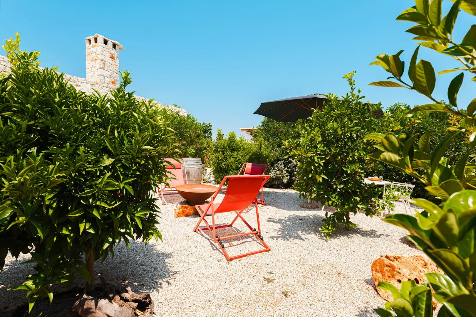 TRULLI FIORI DI MANDORLO 6 - Puglia