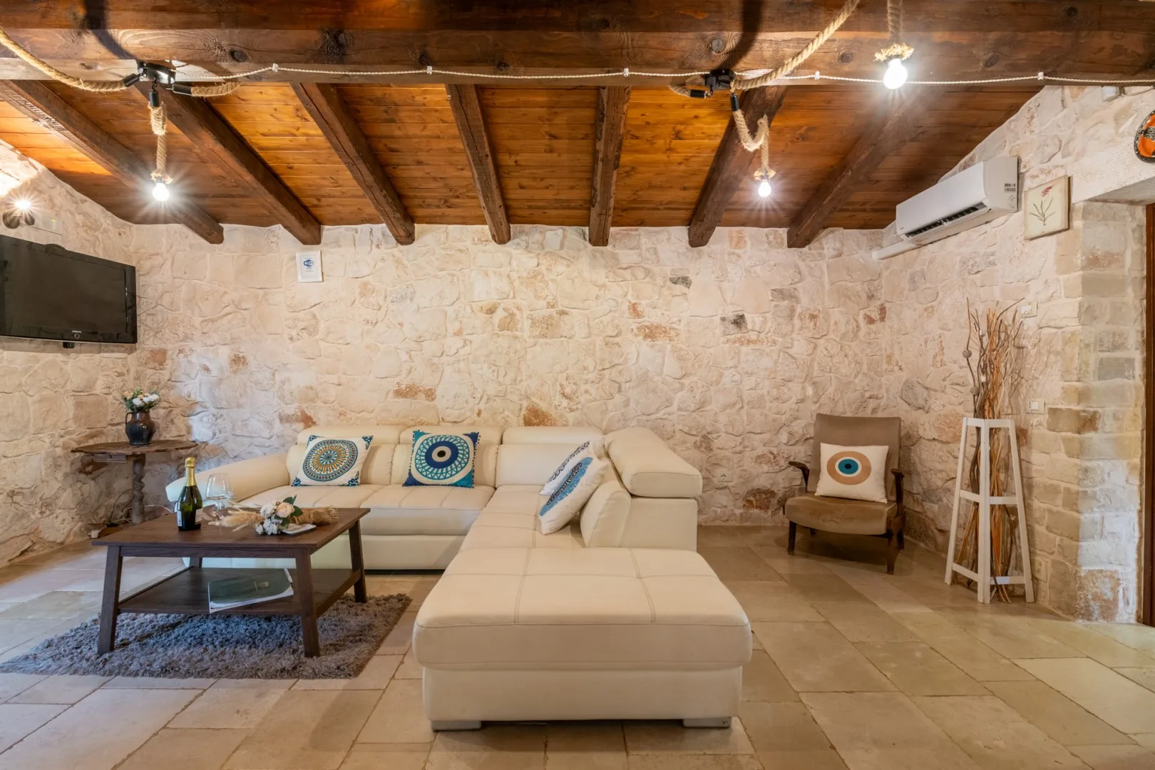 TRULLI ITALIA 6+2 - Puglia