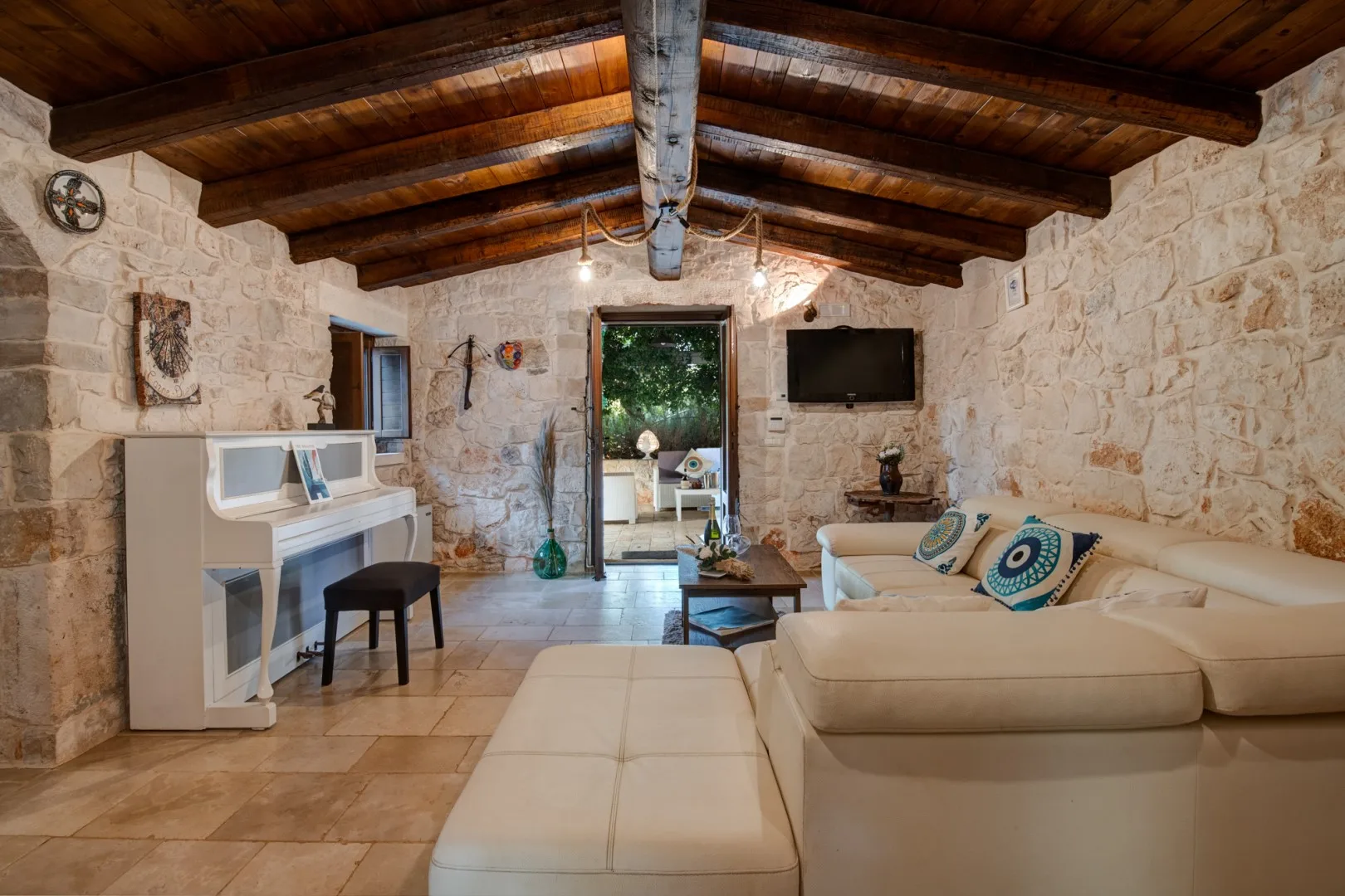 TRULLI ITALIA 6+2 - Puglia