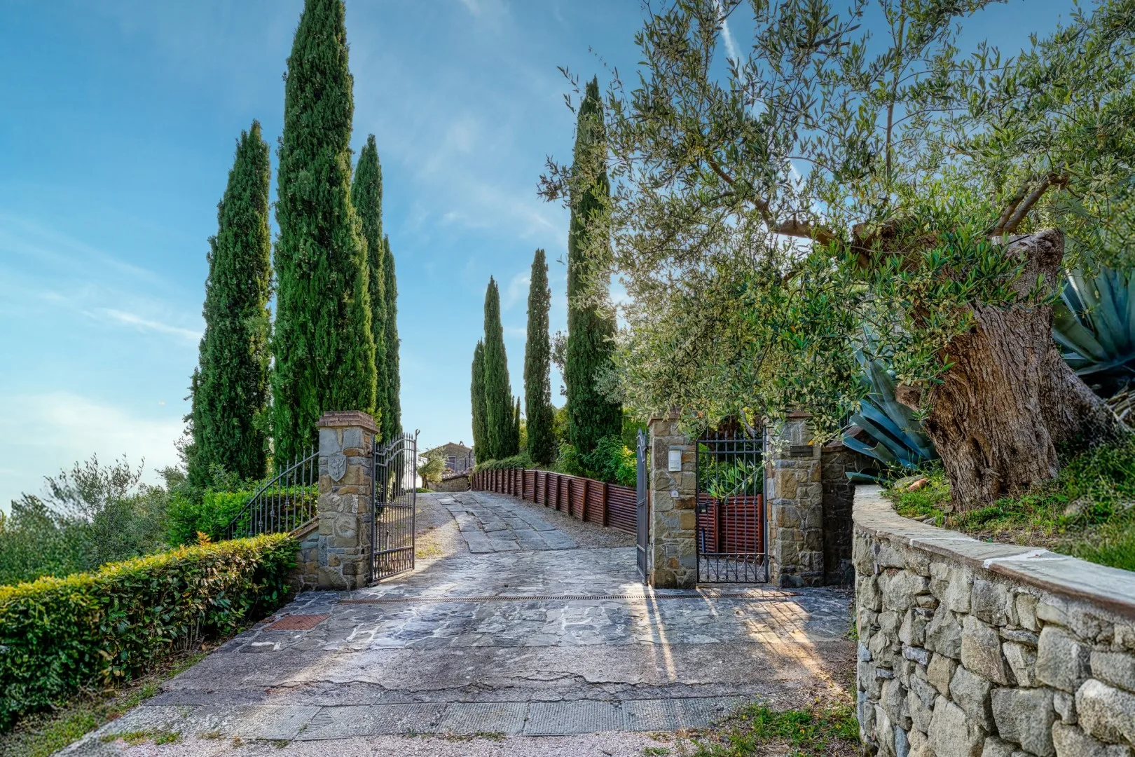 ANTICHE PIETRE 10 - Umbria