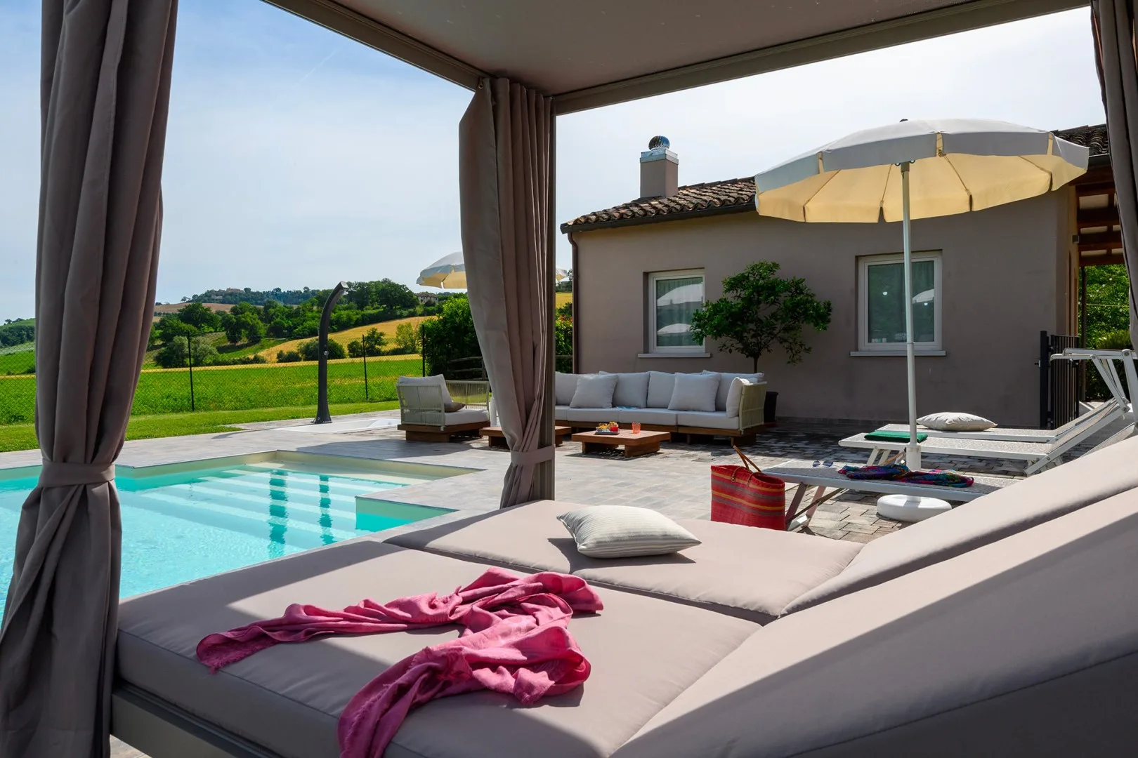 VILLA ISOLA 8+2 - Marche