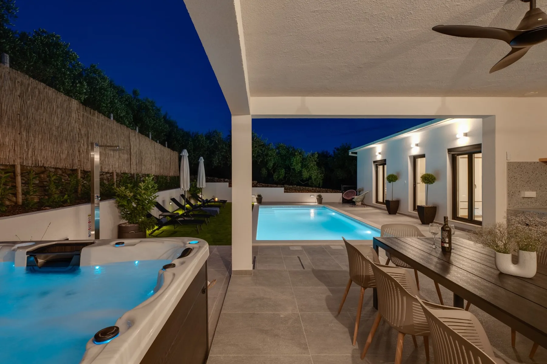 Apartment Villa Gironi