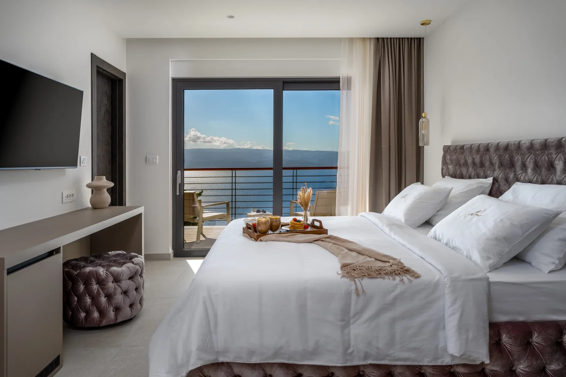Luxury Villa La Mirada