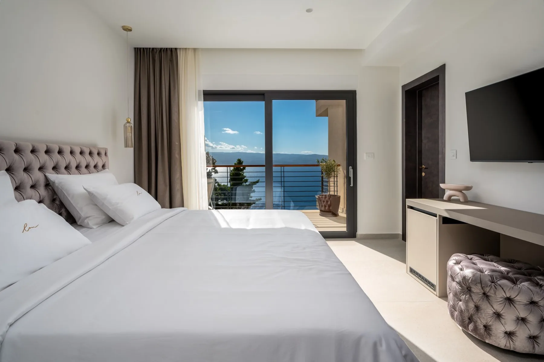 Luxury Villa La Mirada