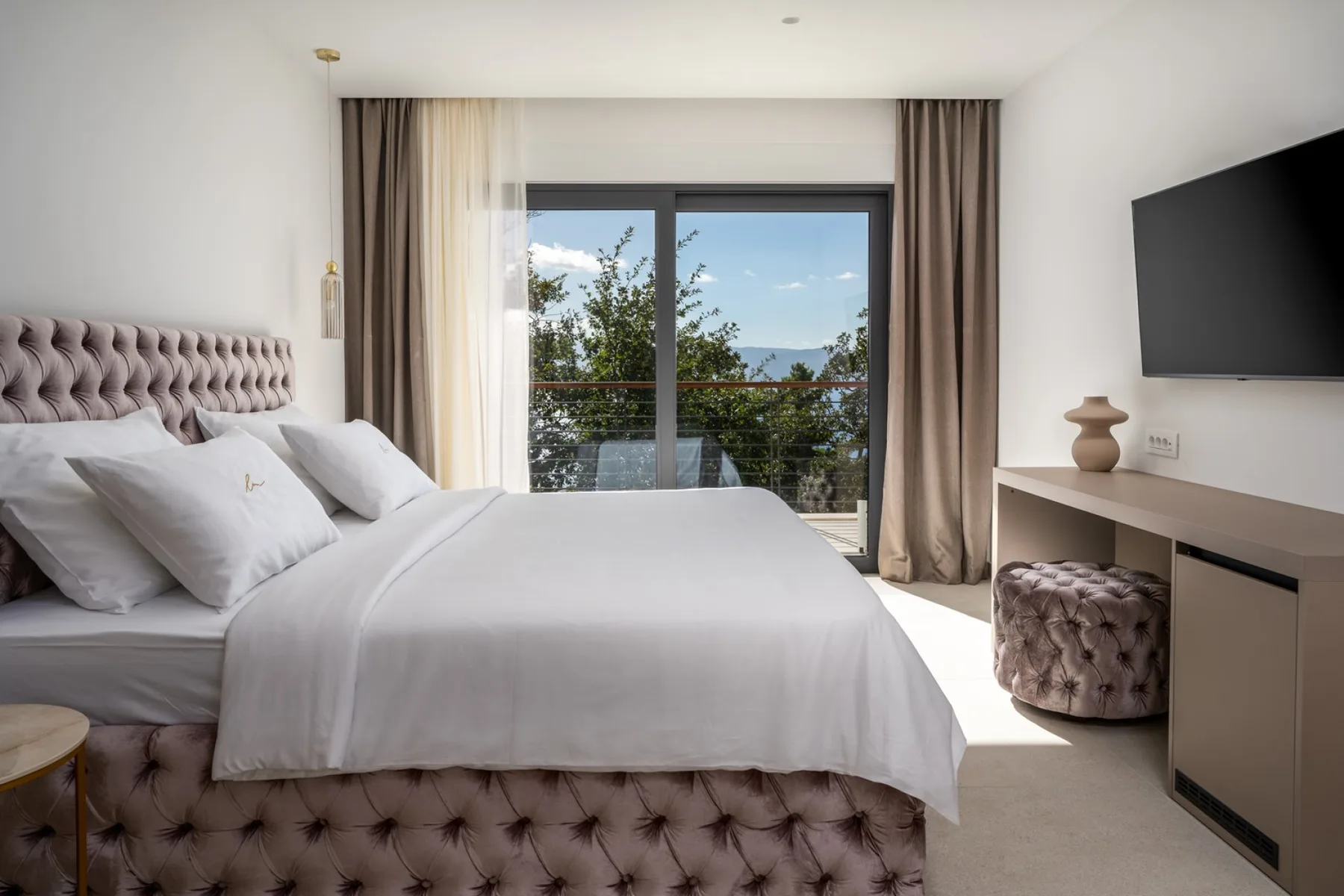 Luxury Villa La Mirada