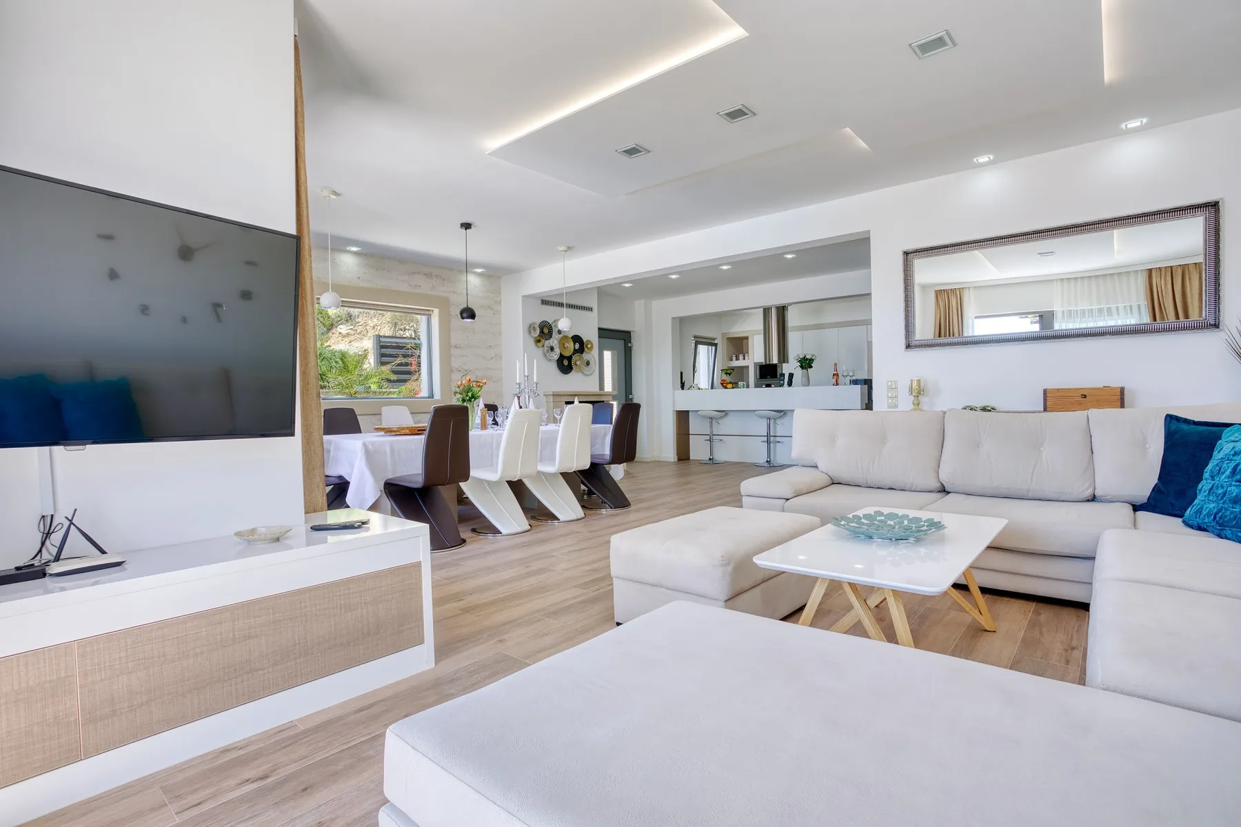 Luxury Villa Paradise