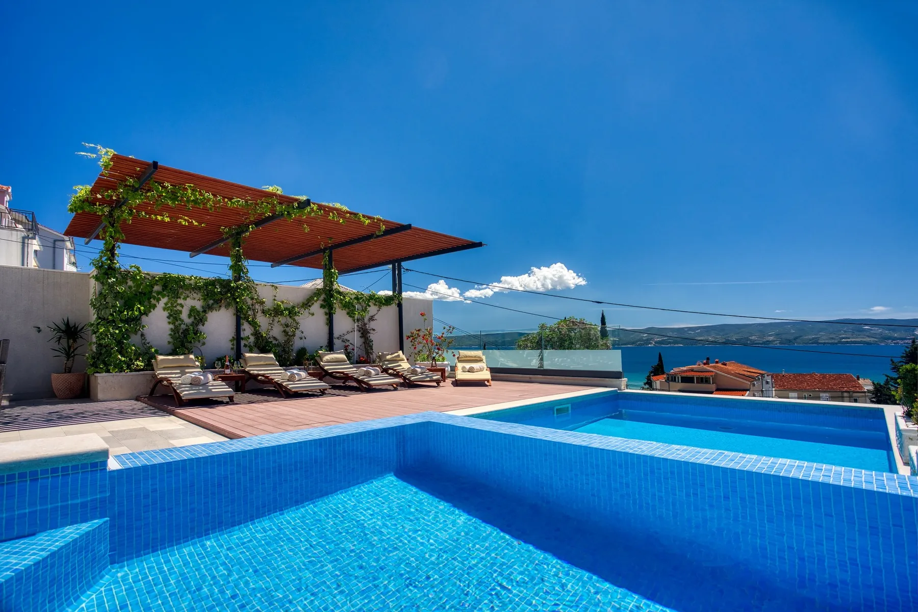 Luxury Villa Paradise