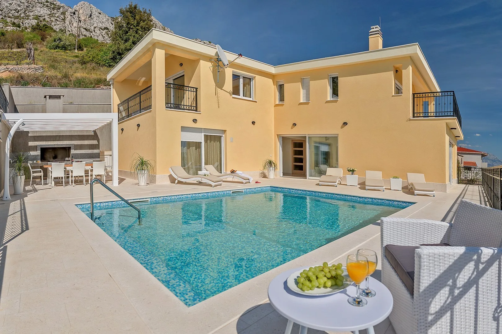 Villa Sun Palace