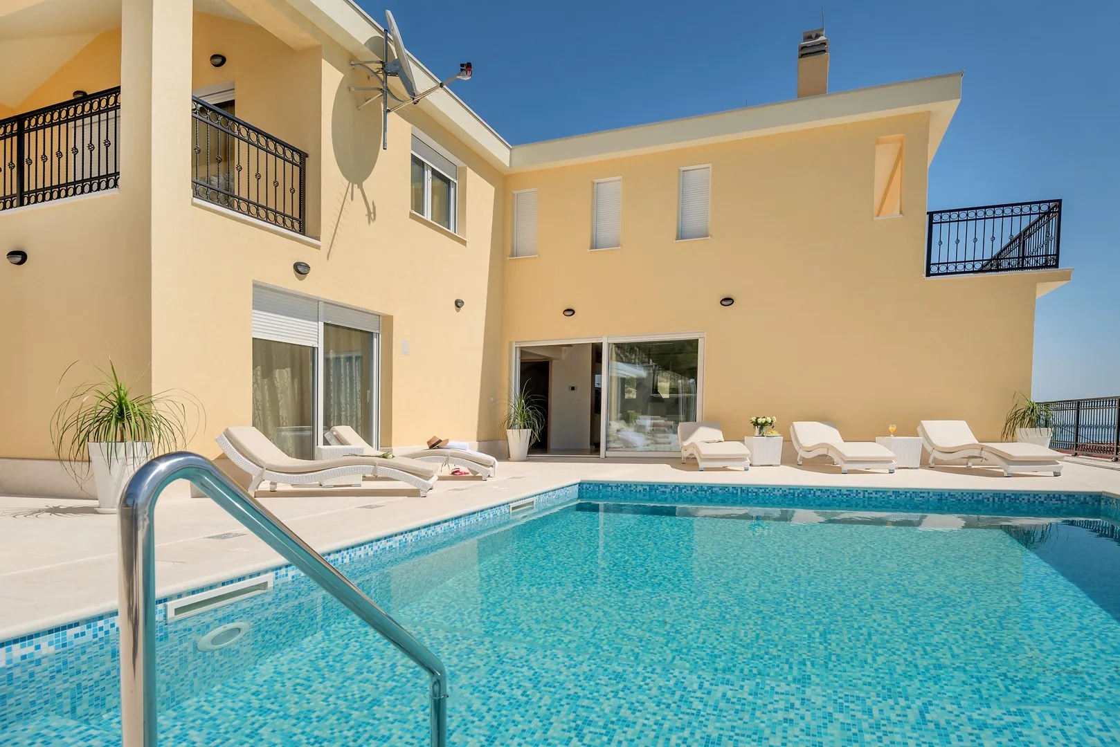 Villa Sun Palace