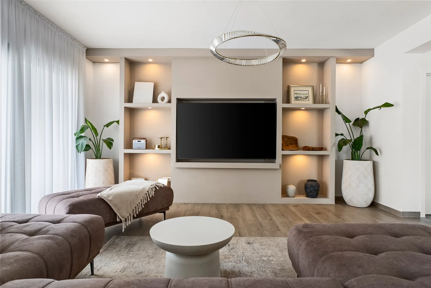 New! Villa Ellamar
