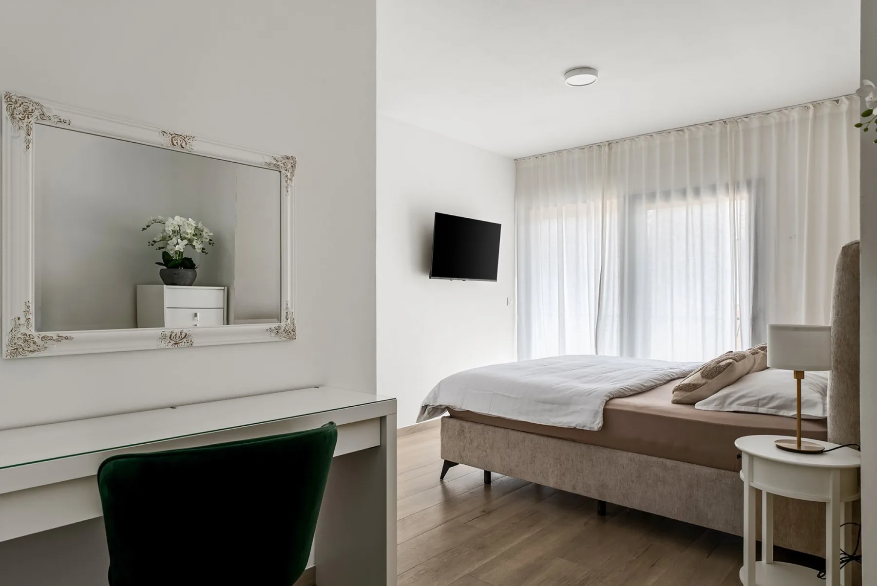 New! Villa Ellamar