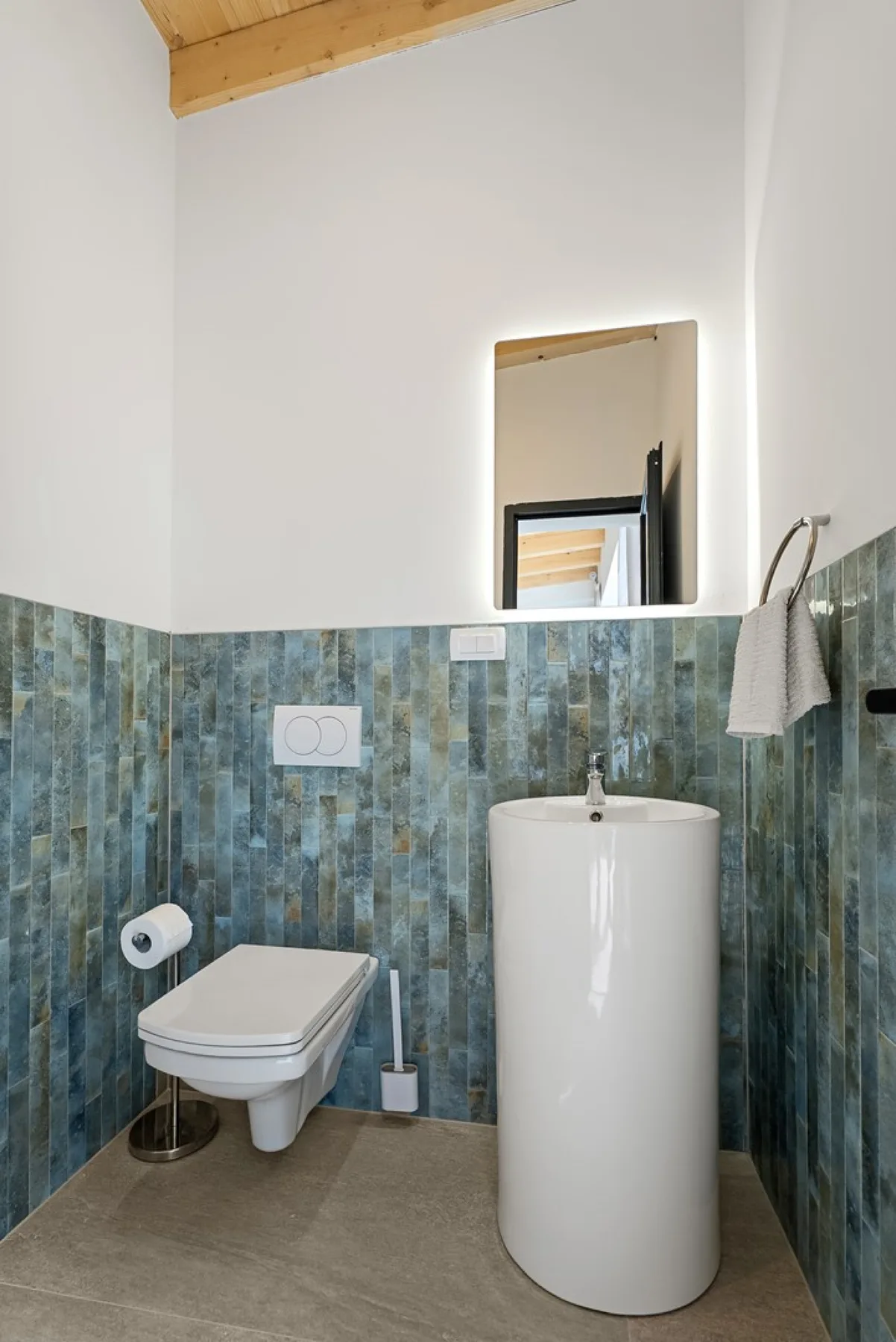 New! Villa Ellamar