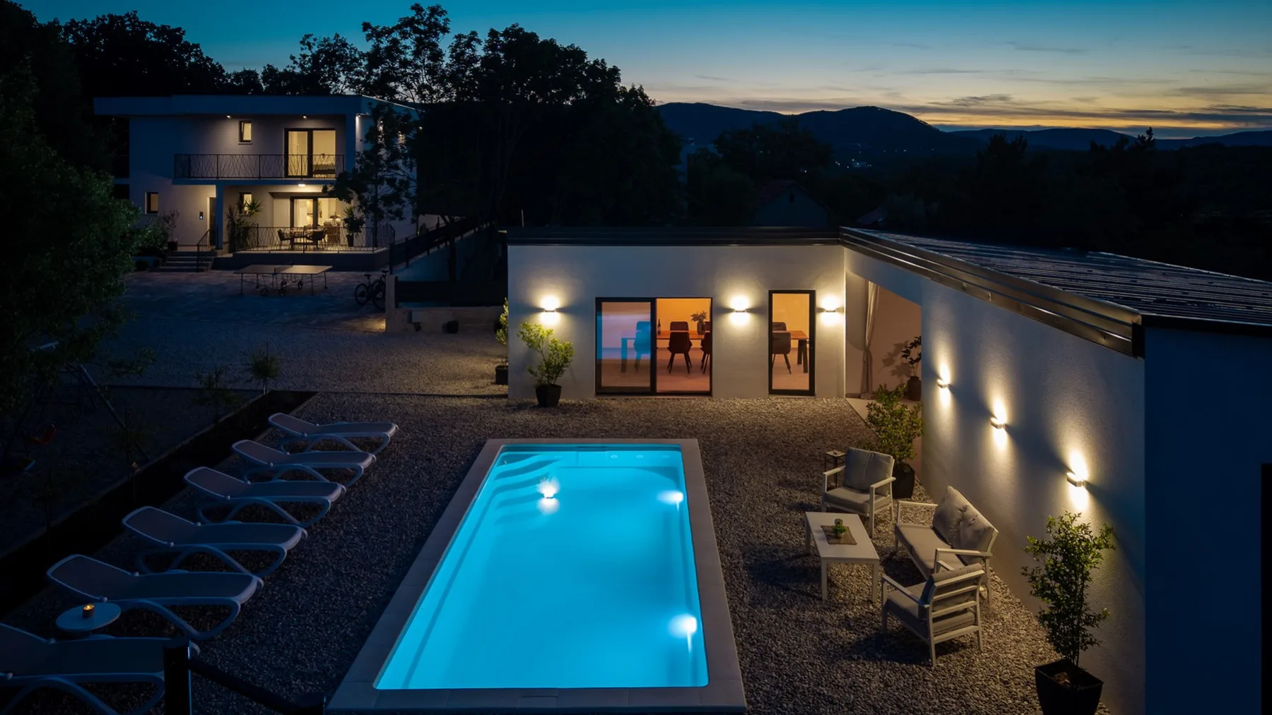 New! Villa Ellamar
