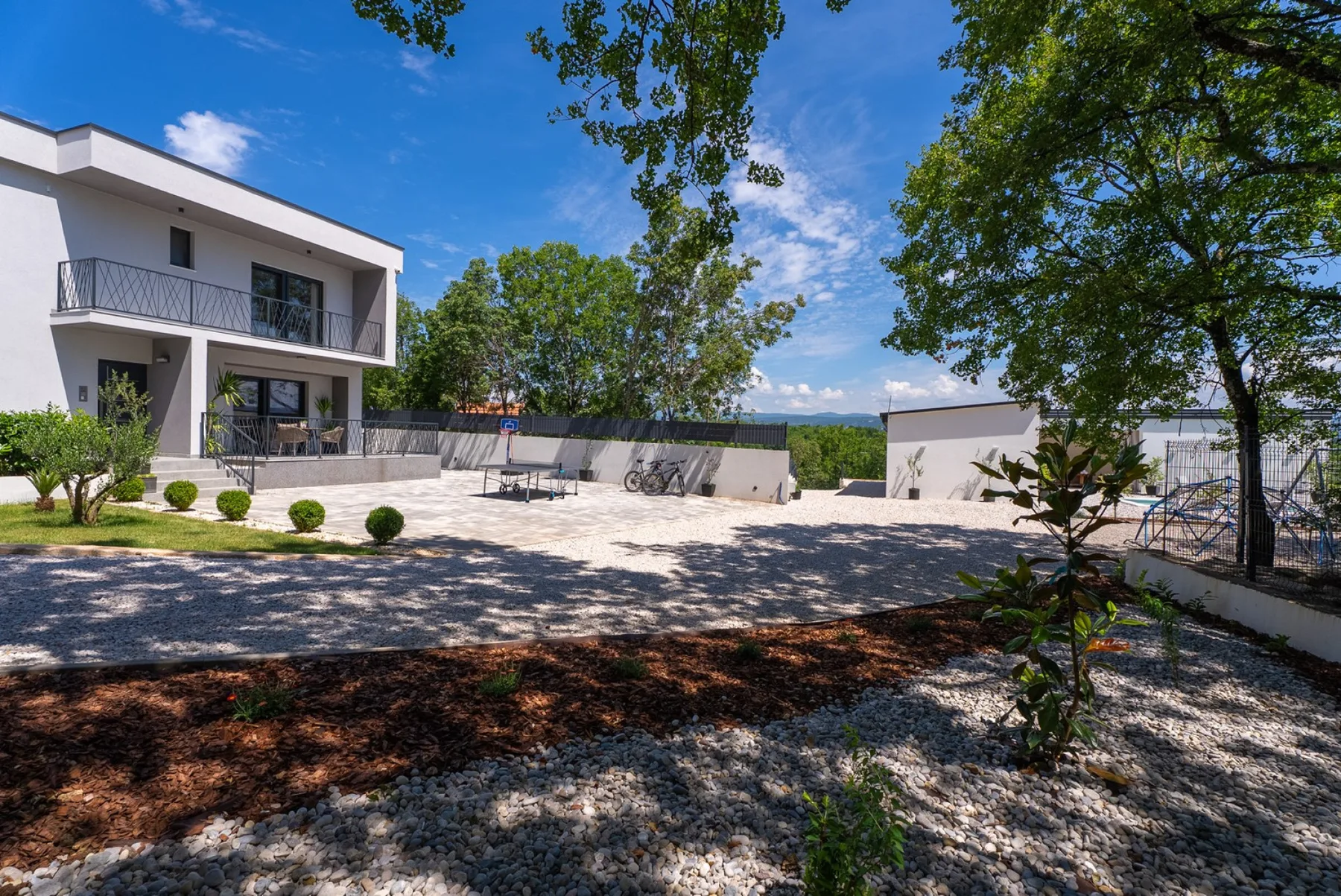 New! Villa Ellamar