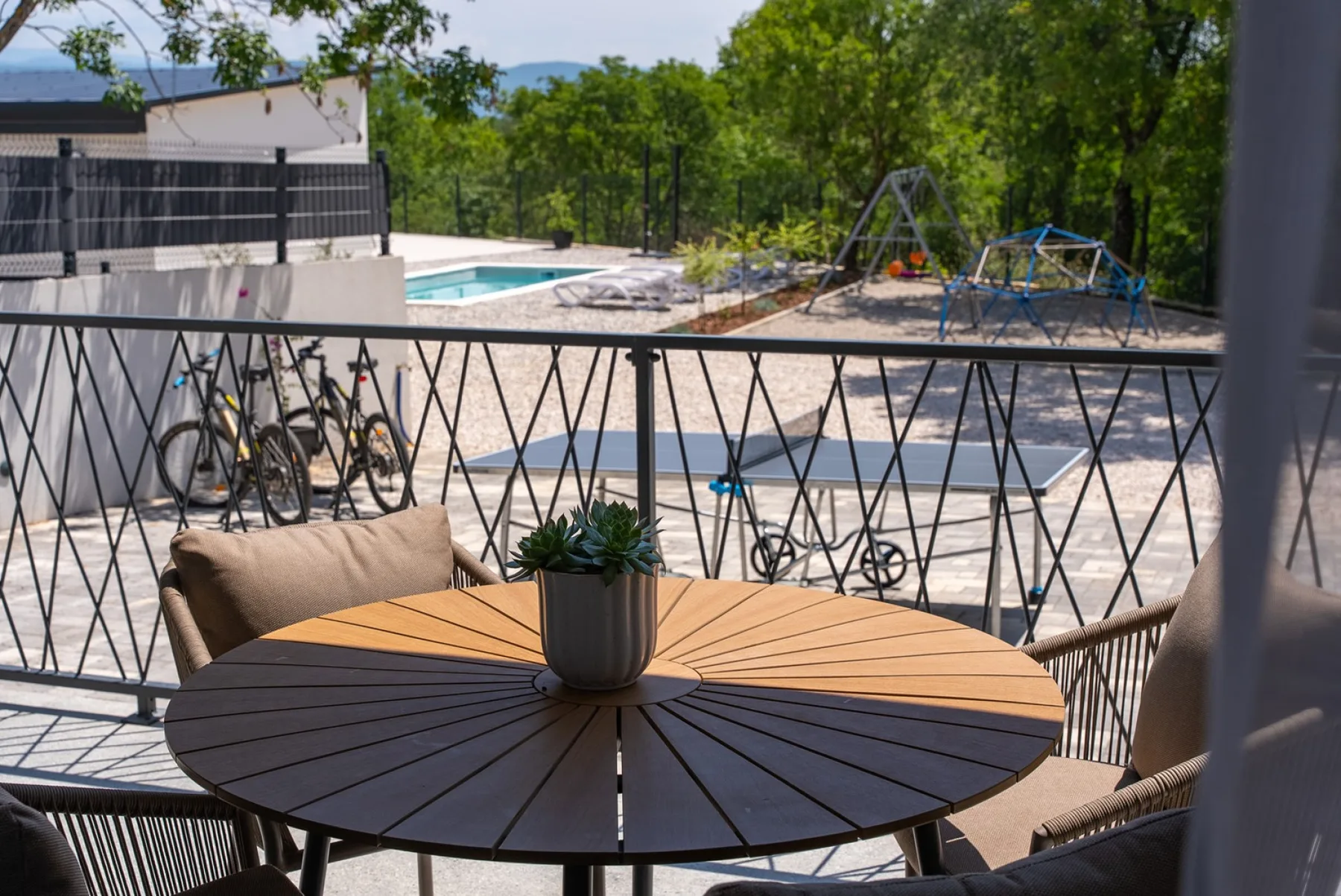 New! Villa Ellamar