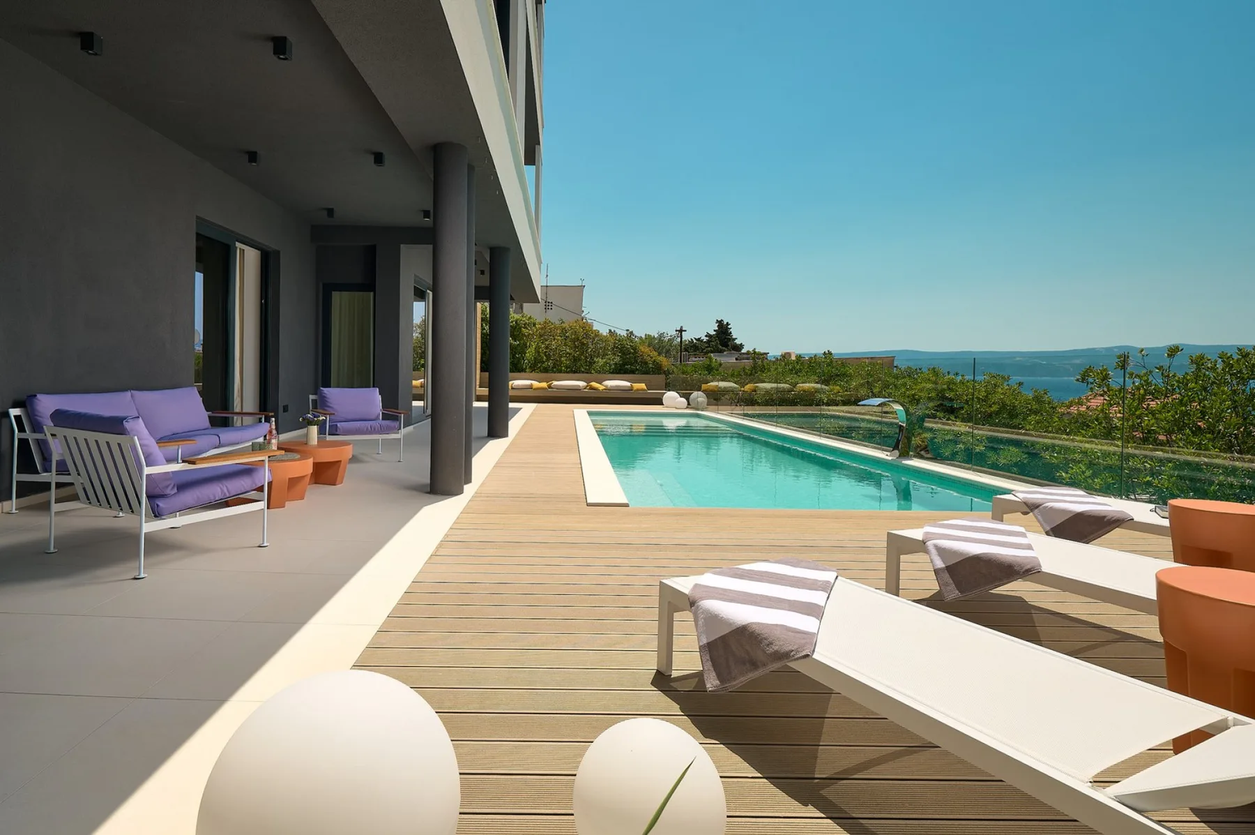 Seaview Villa Flora