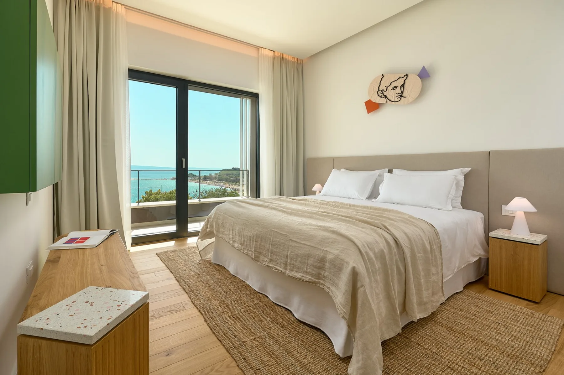 Seaview Villa Flora