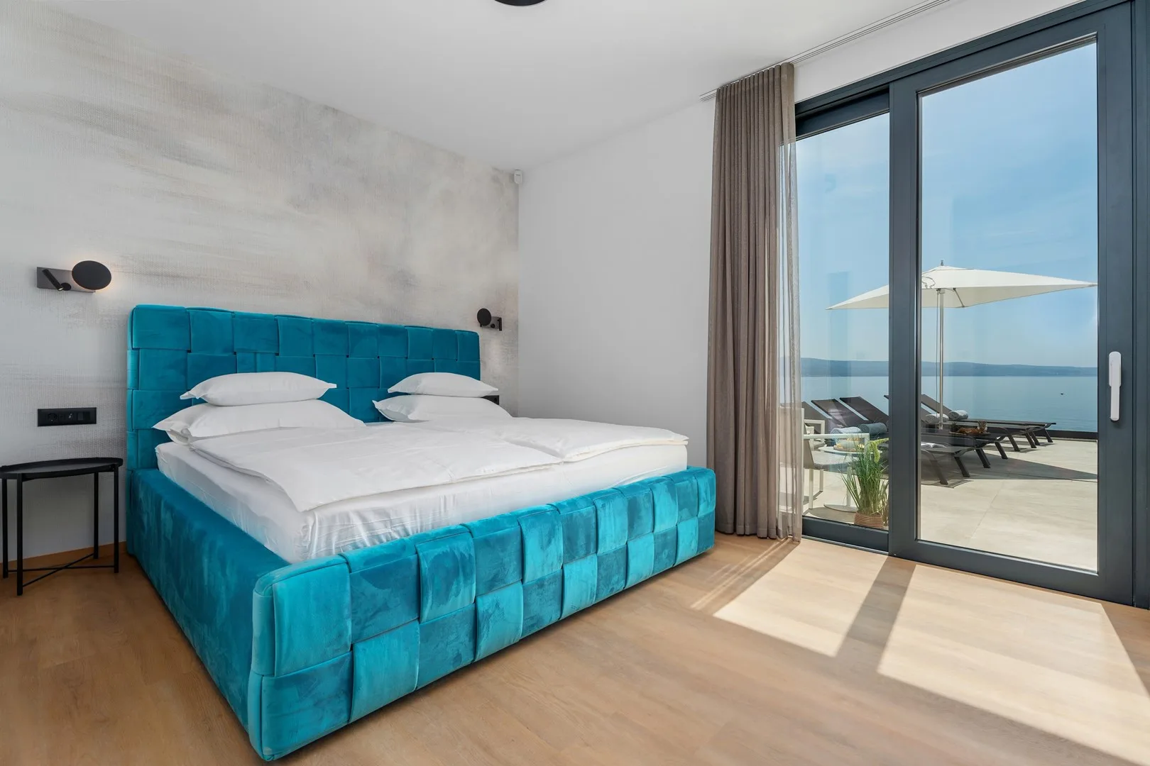 Seafront Villa Nina