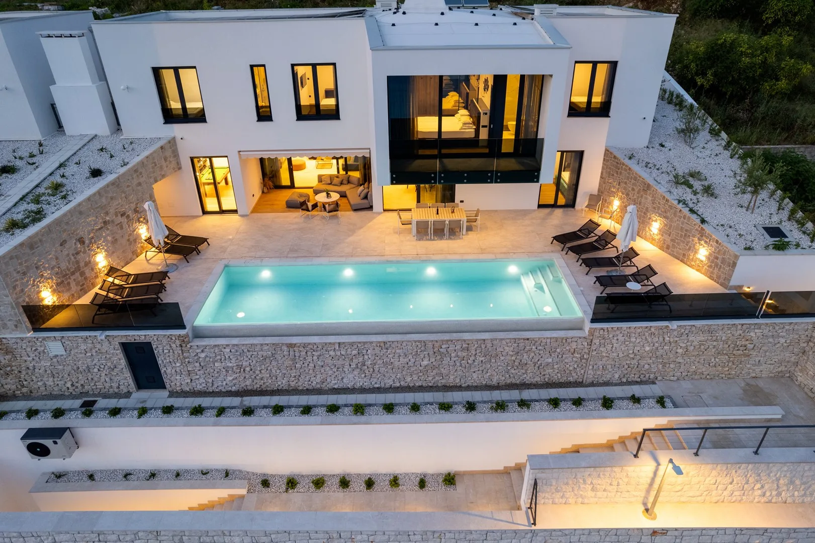Seafront Villa Nina