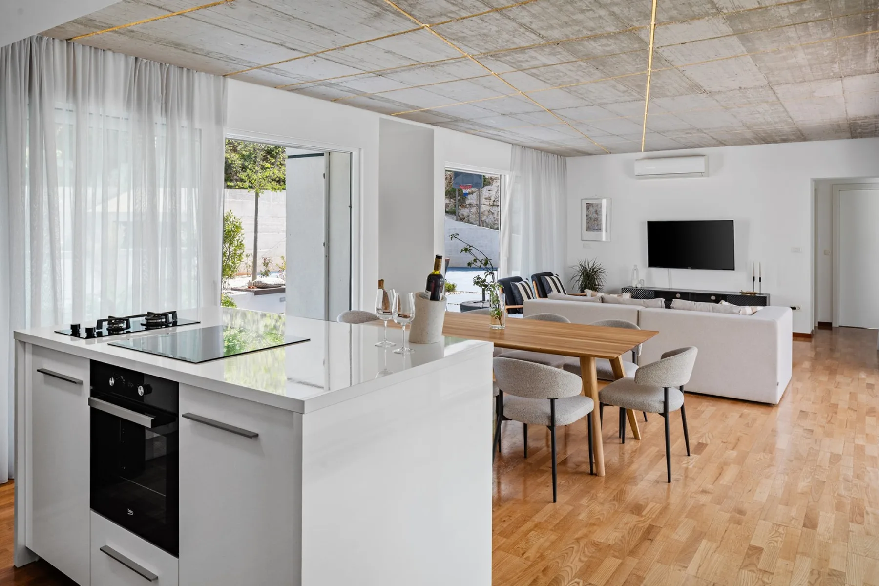 Villa Island Pearl