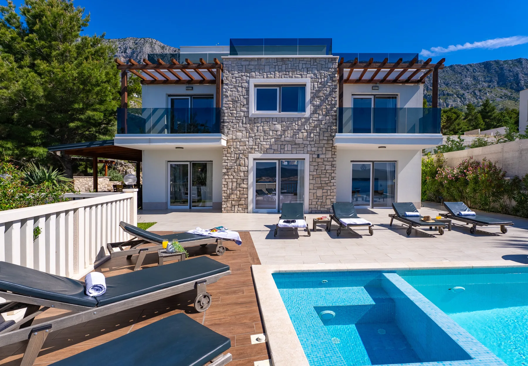 Villa Mirna