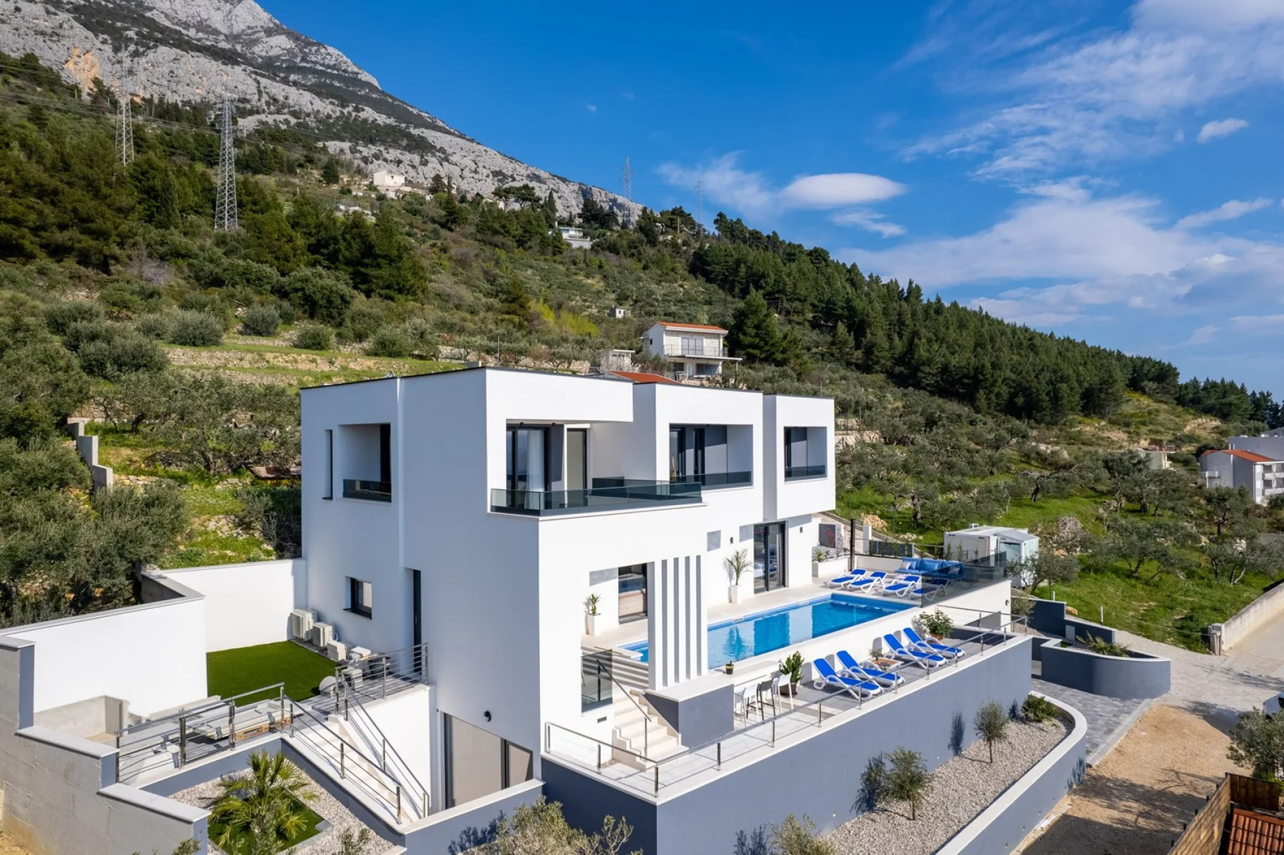 Luxury Villa Sagnia