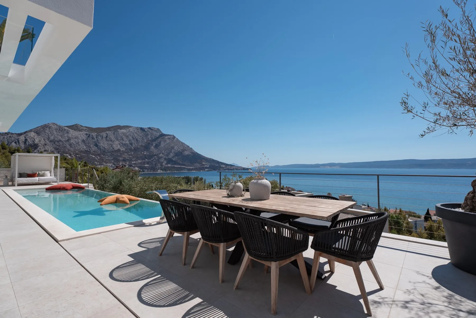 Luxury Villa Andoris