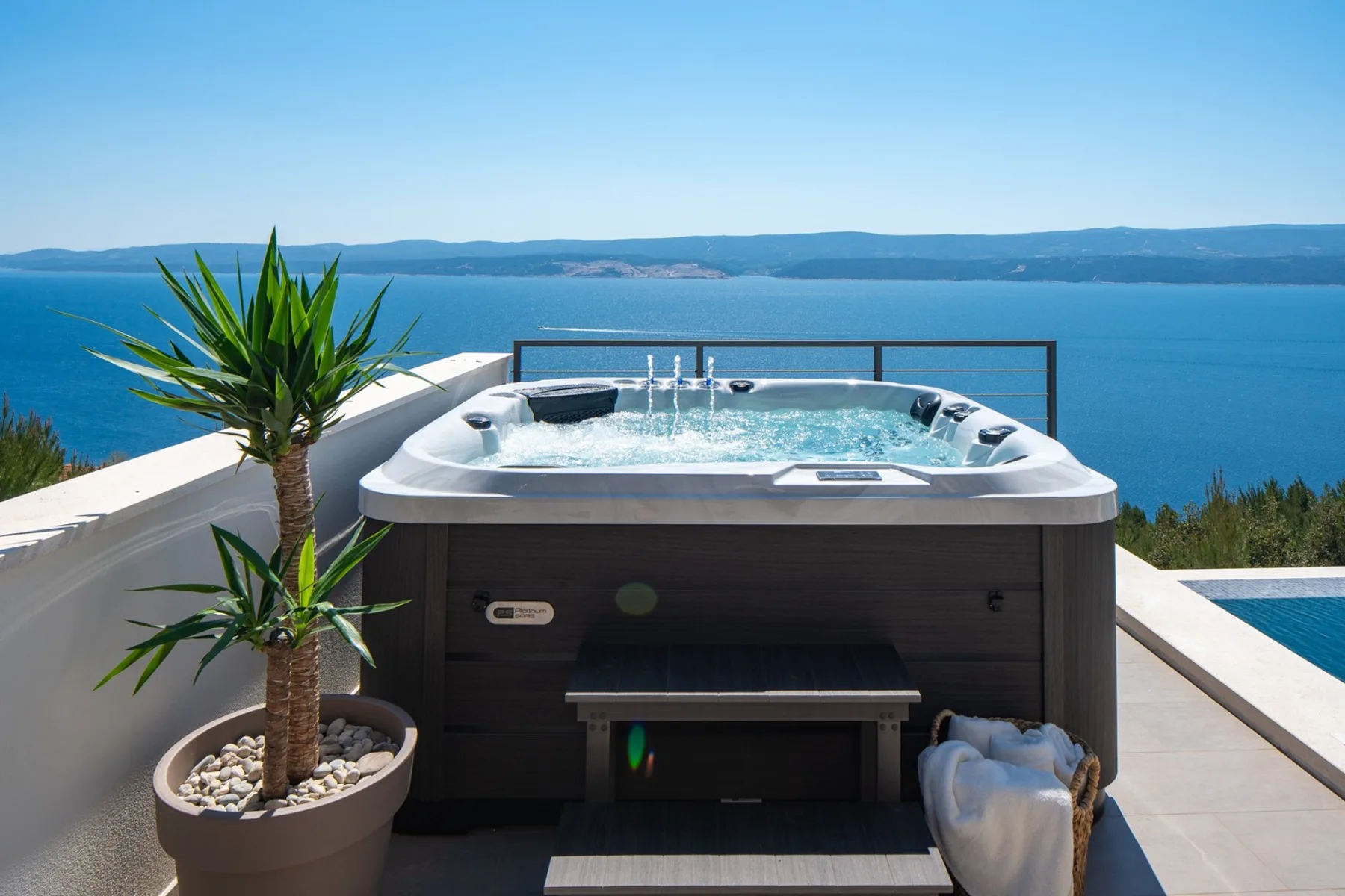 Seaview Villa Aria