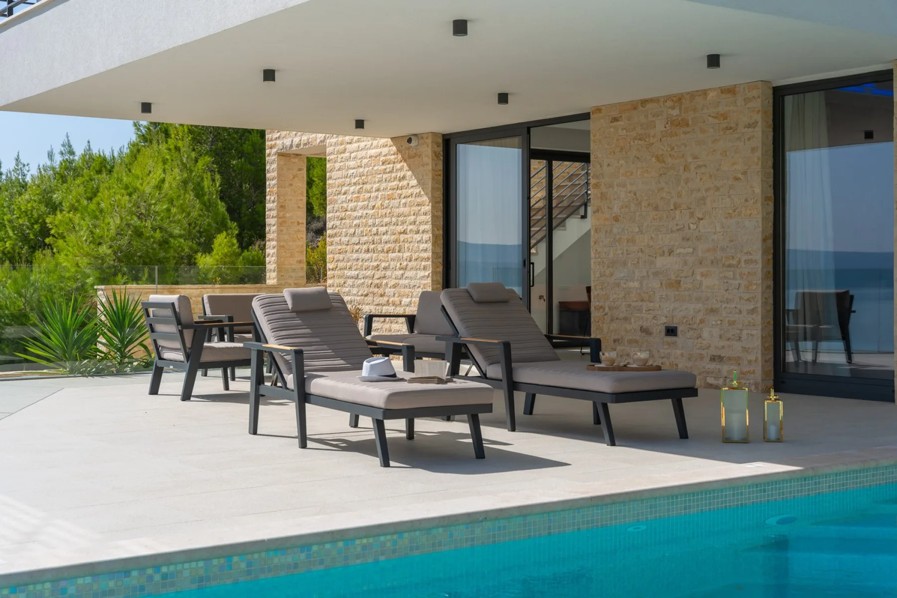 Luxury Villa Nitia