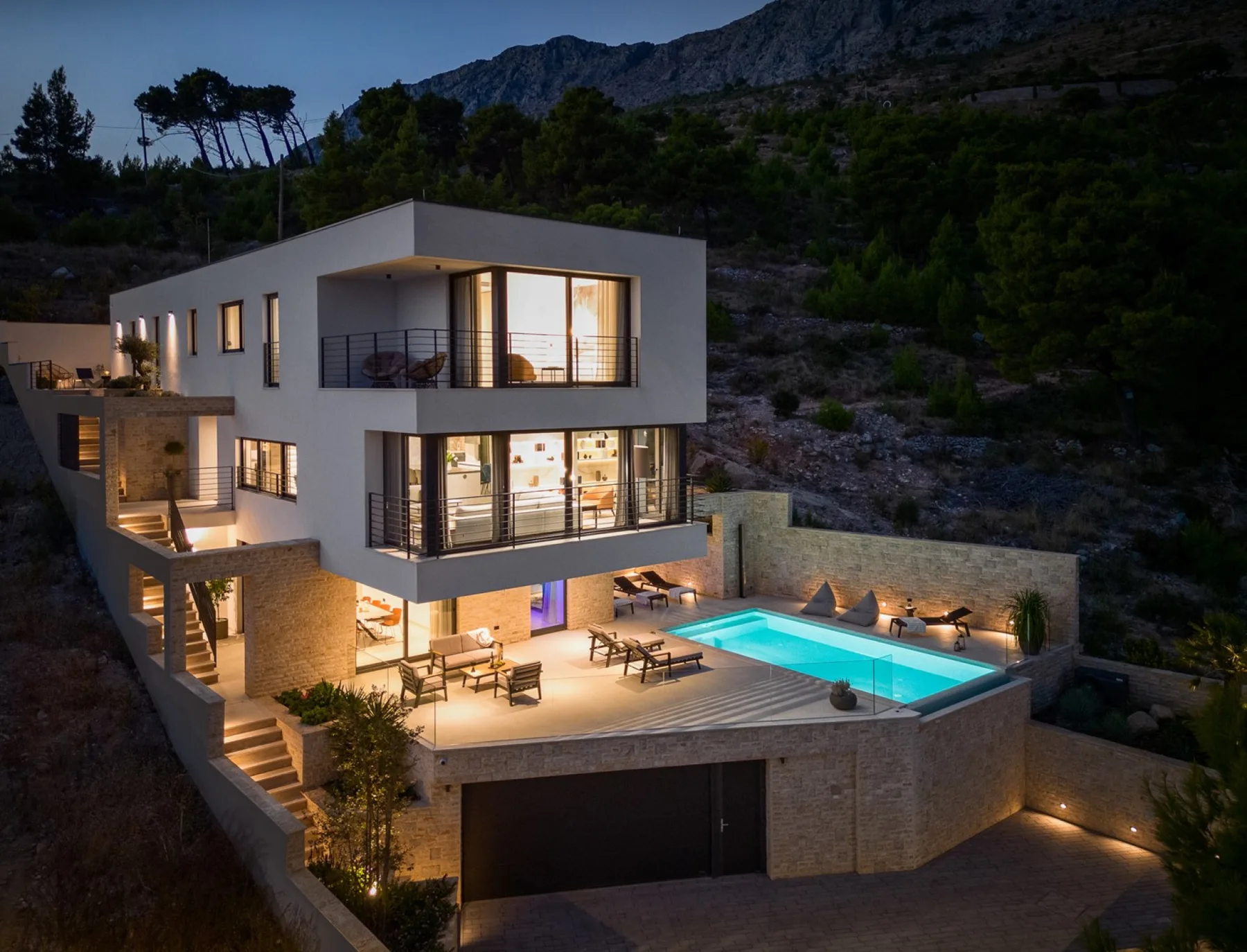 Luxury Villa Nitia