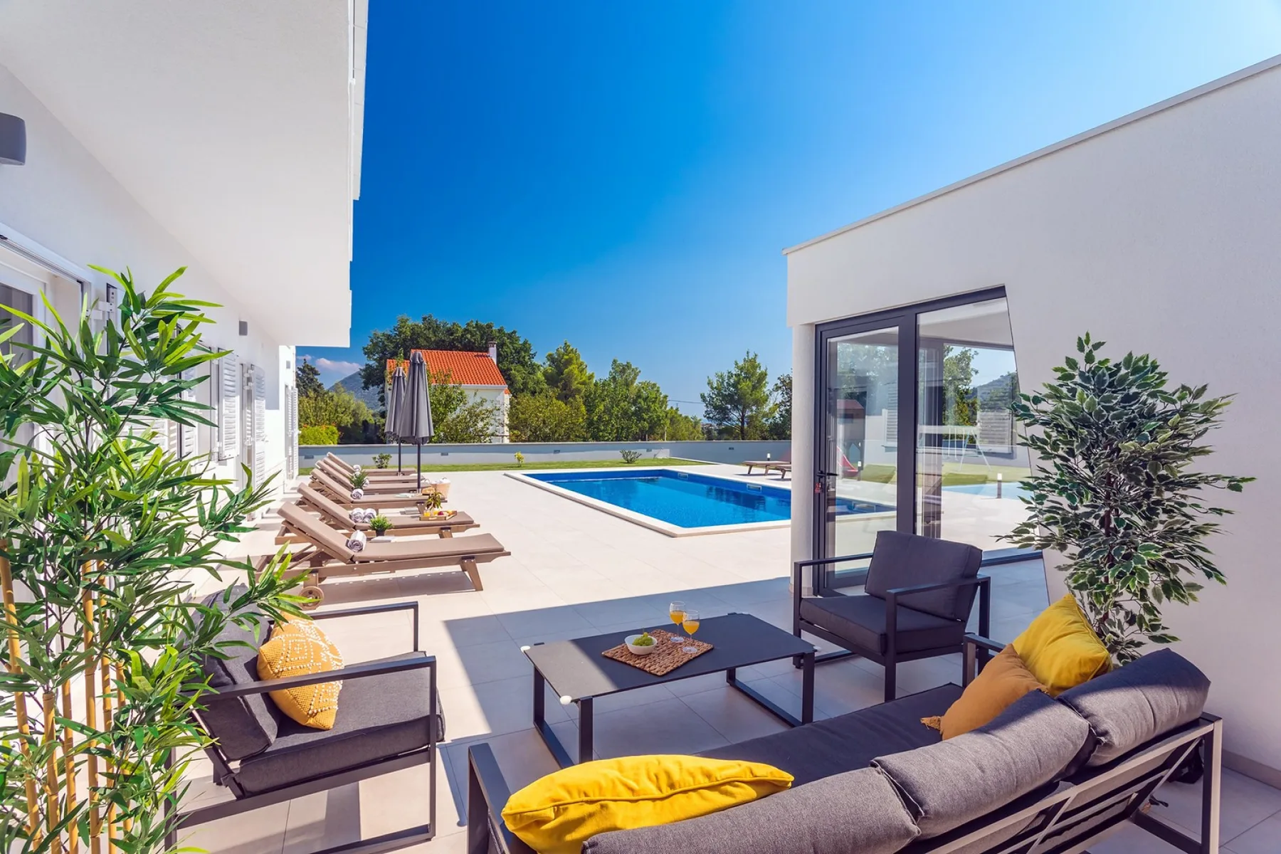 Villa Almic