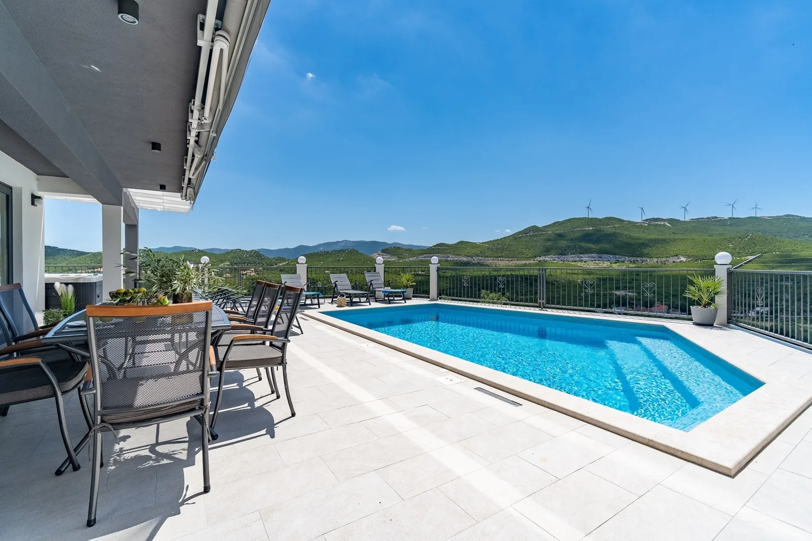 Villa Neda