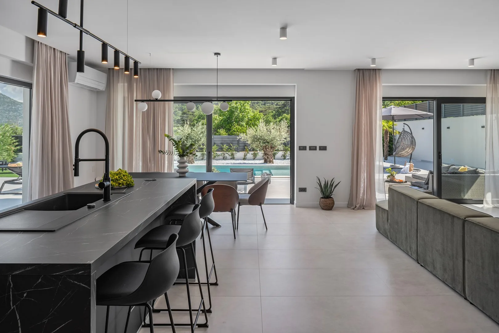 Villa Adventure