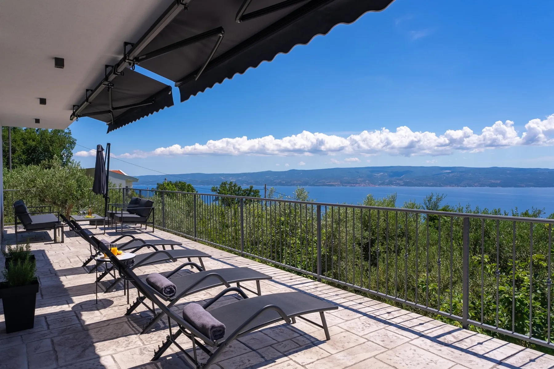 Seaview Villa Roko