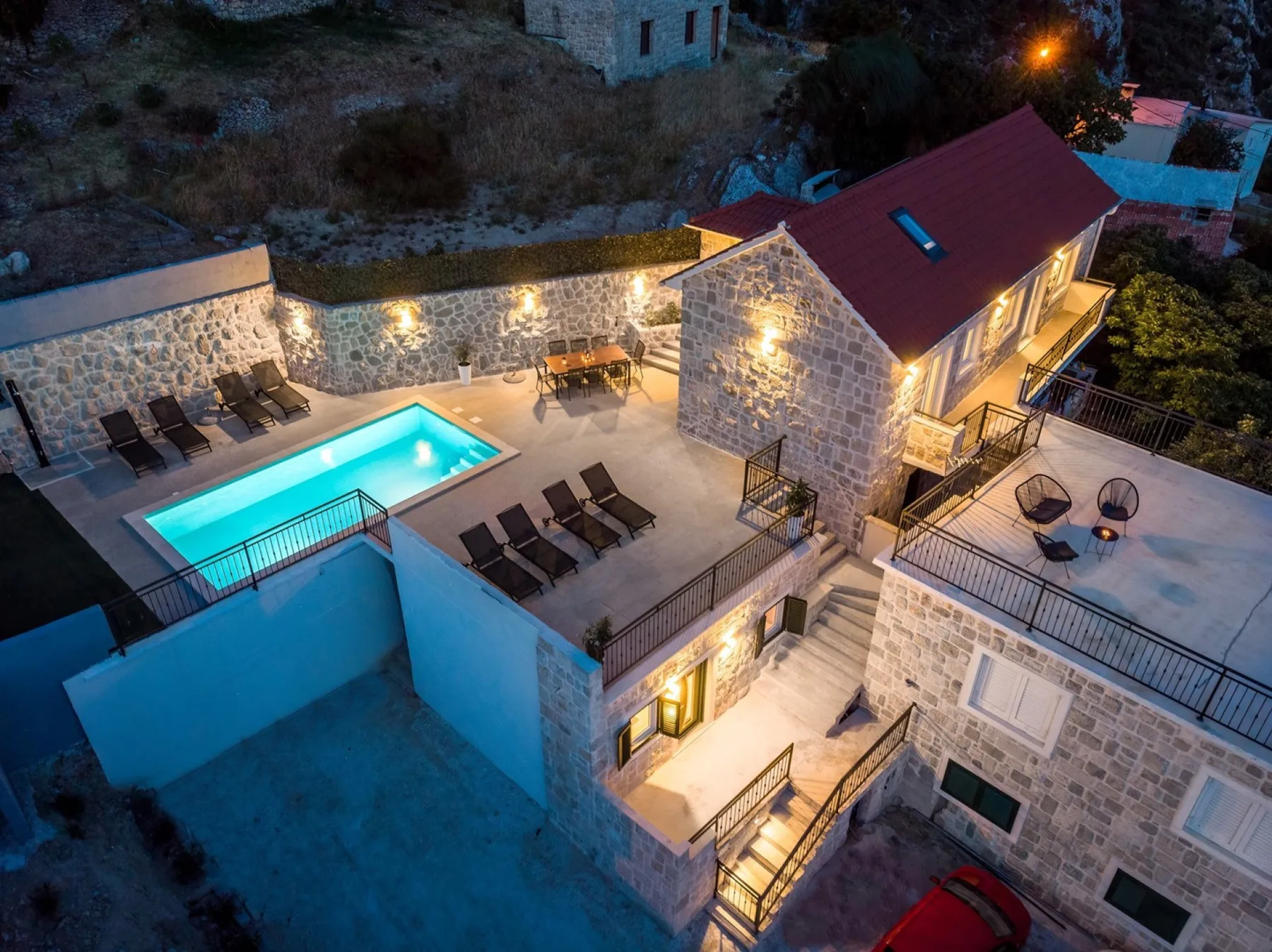 The KING (Villa Kralj)