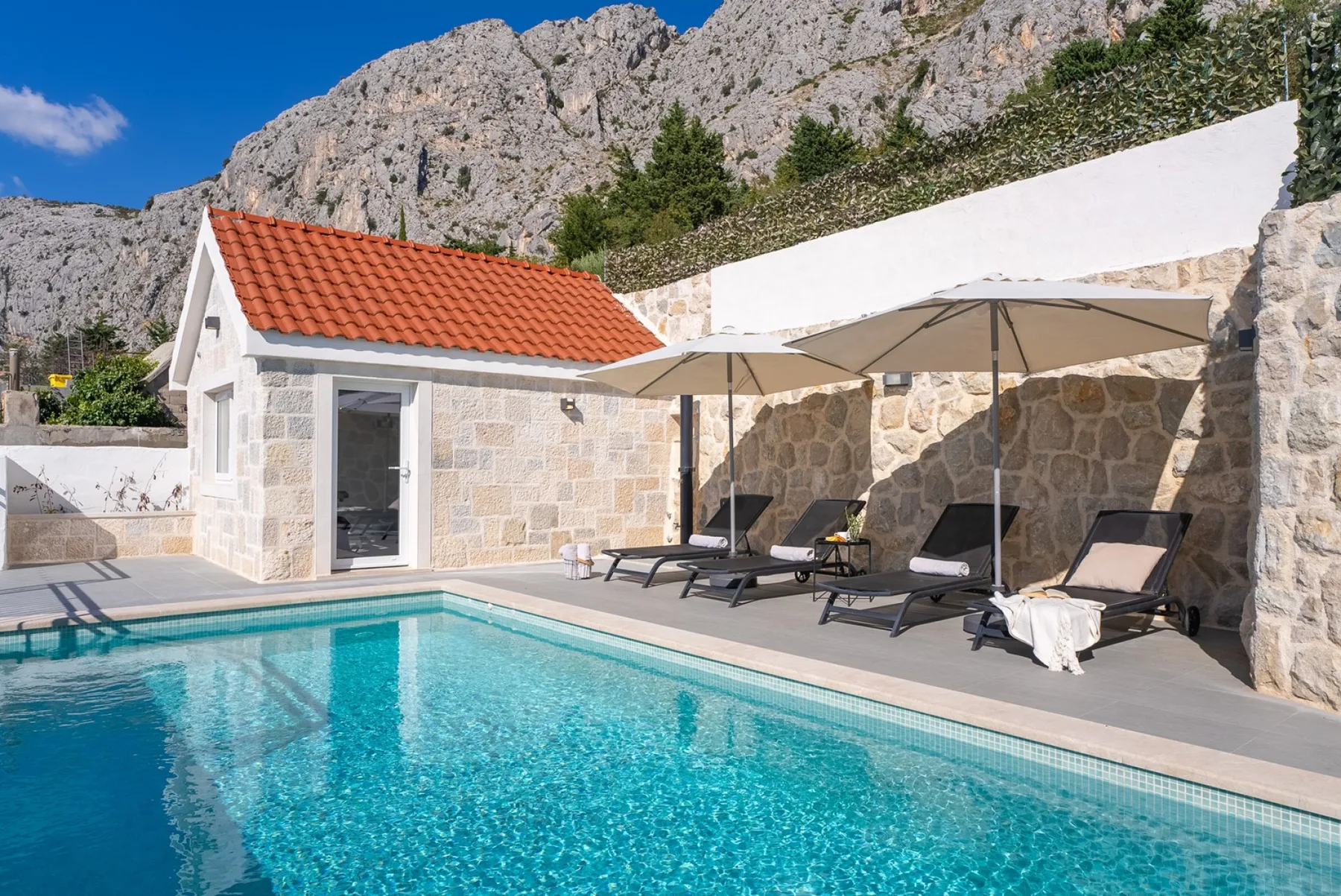 The KING (Villa Kralj)