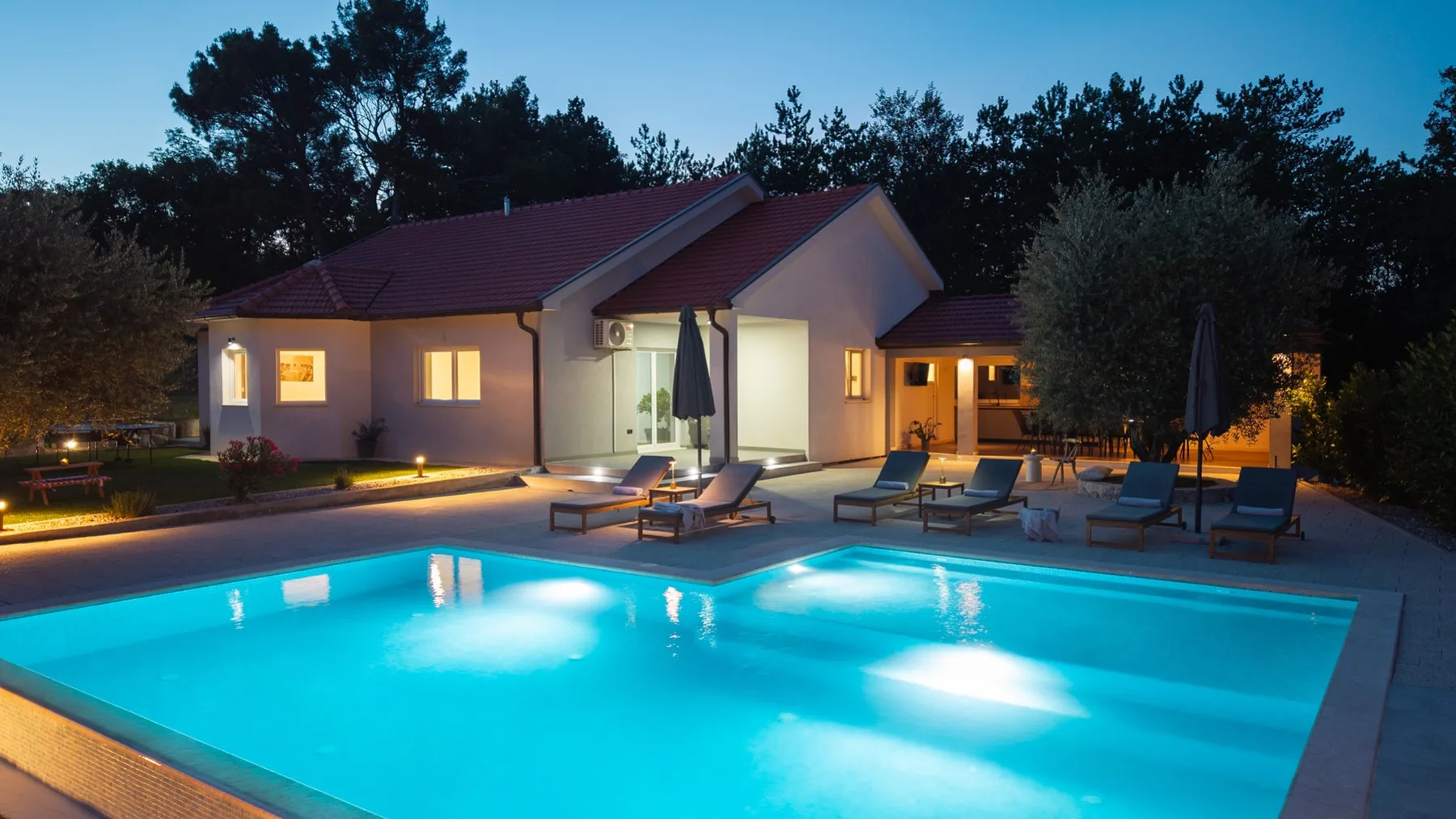 Villa Green Escape