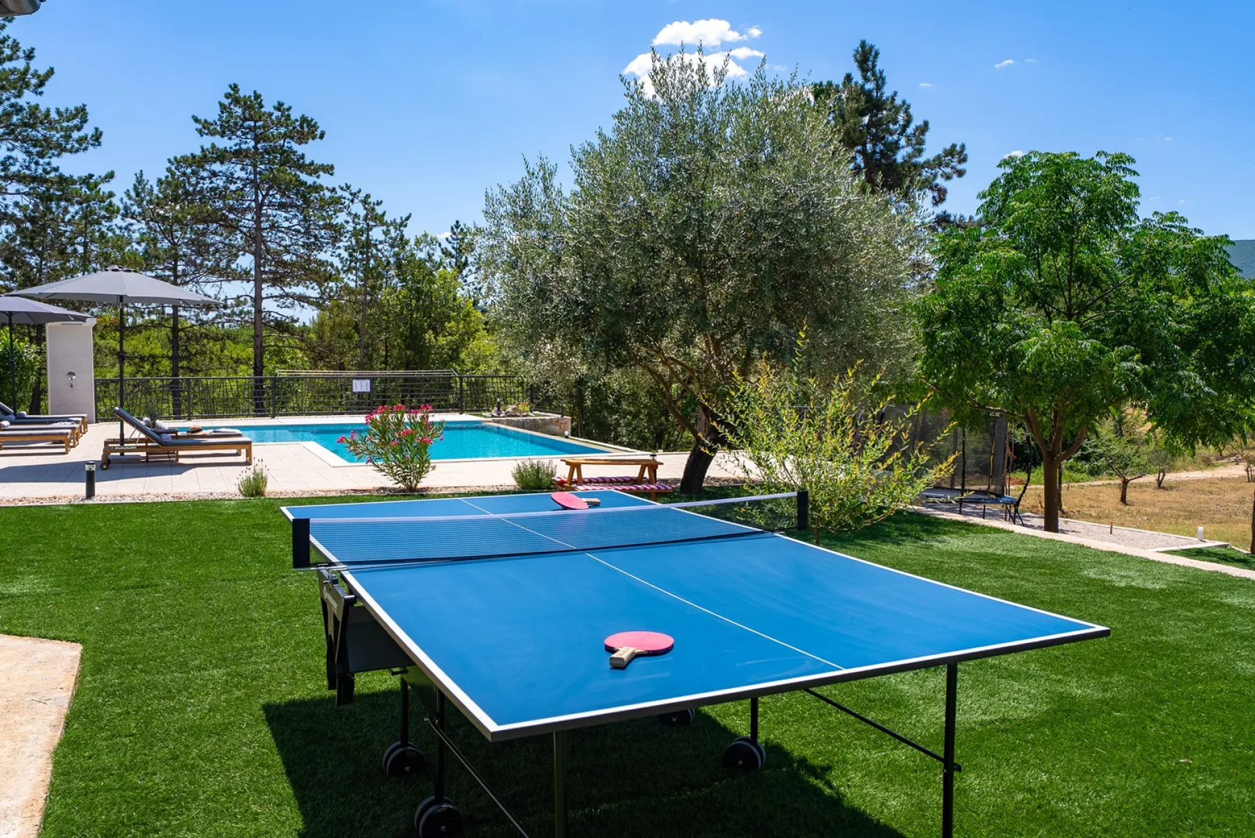Villa Green Escape