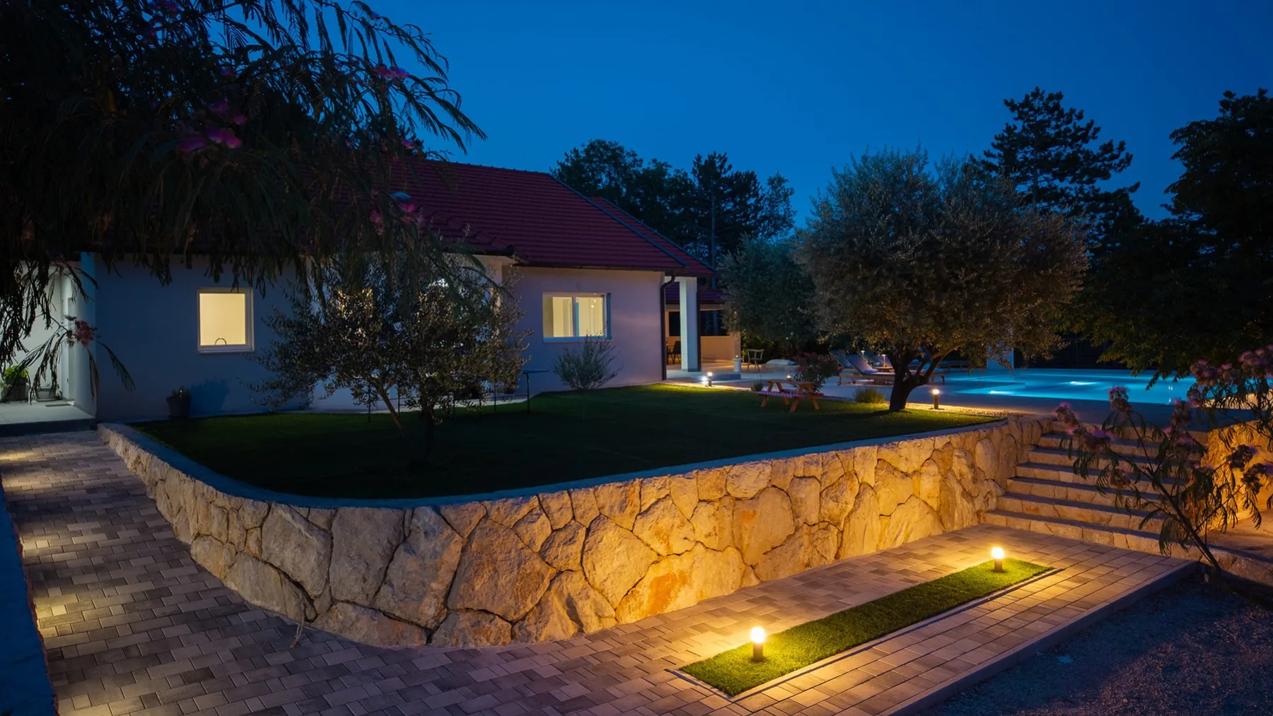Villa Green Escape