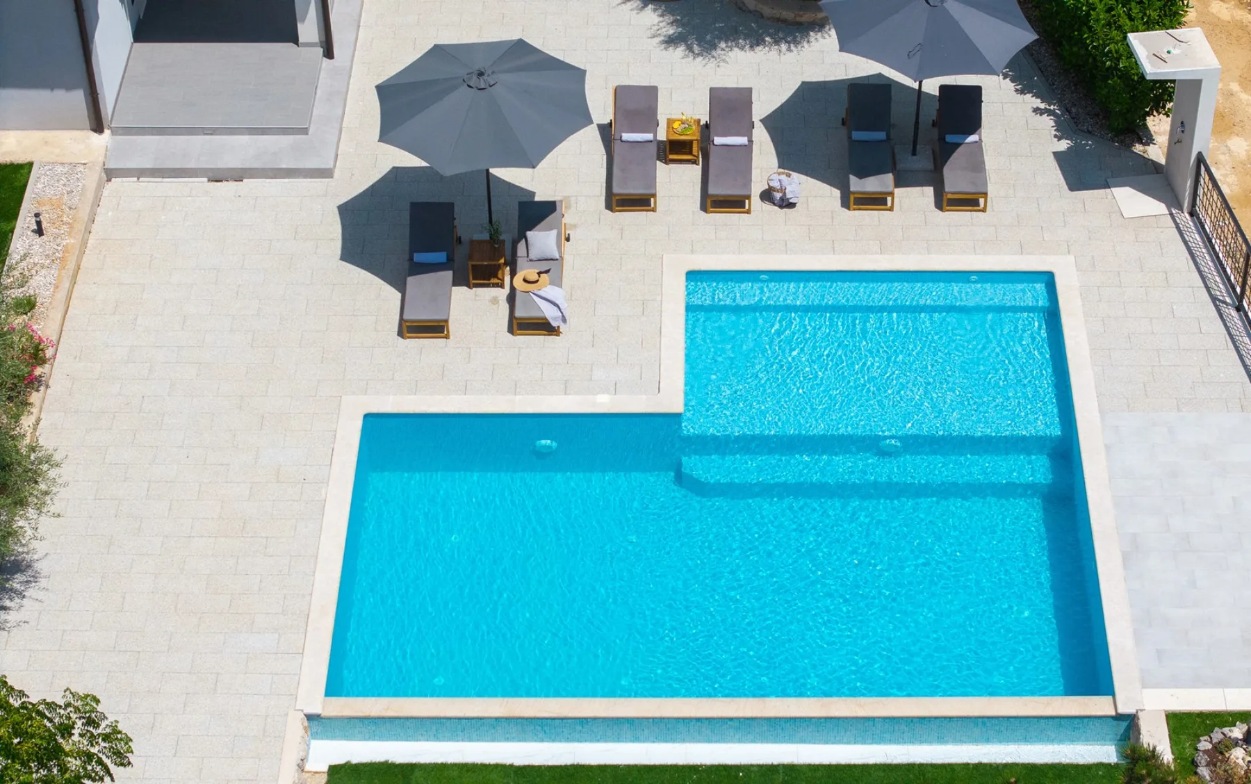 Villa Green Escape