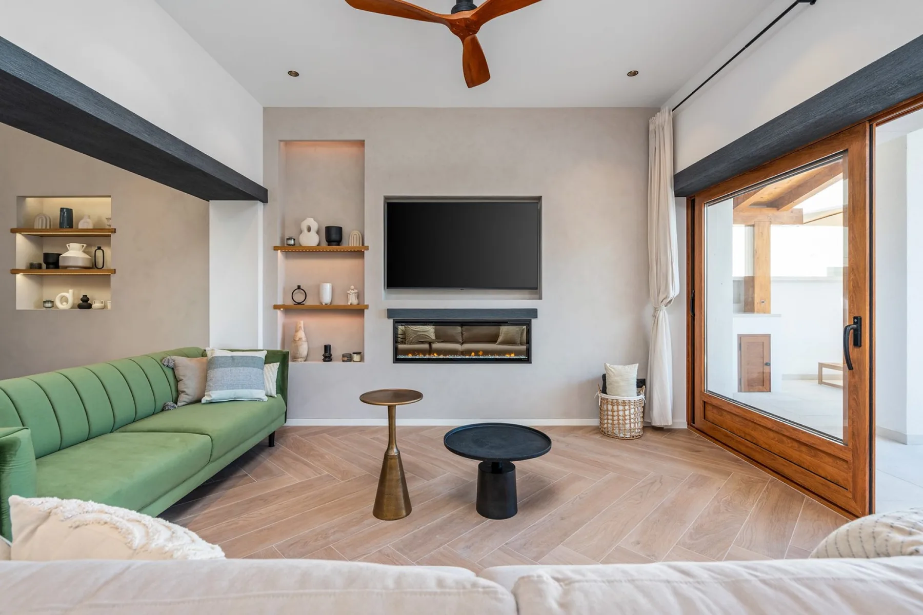 Seaview Villa Dattero