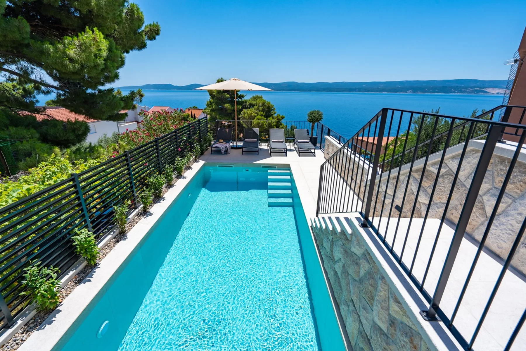 Seaview Villa Dattero
