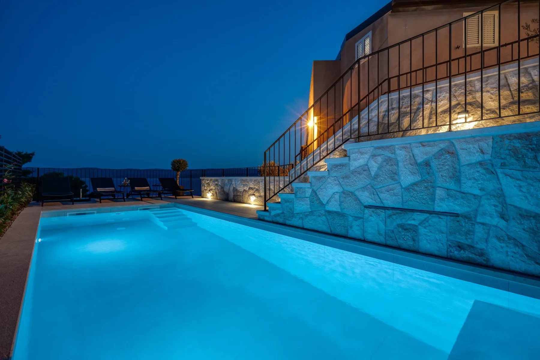 Seaview Villa Dattero